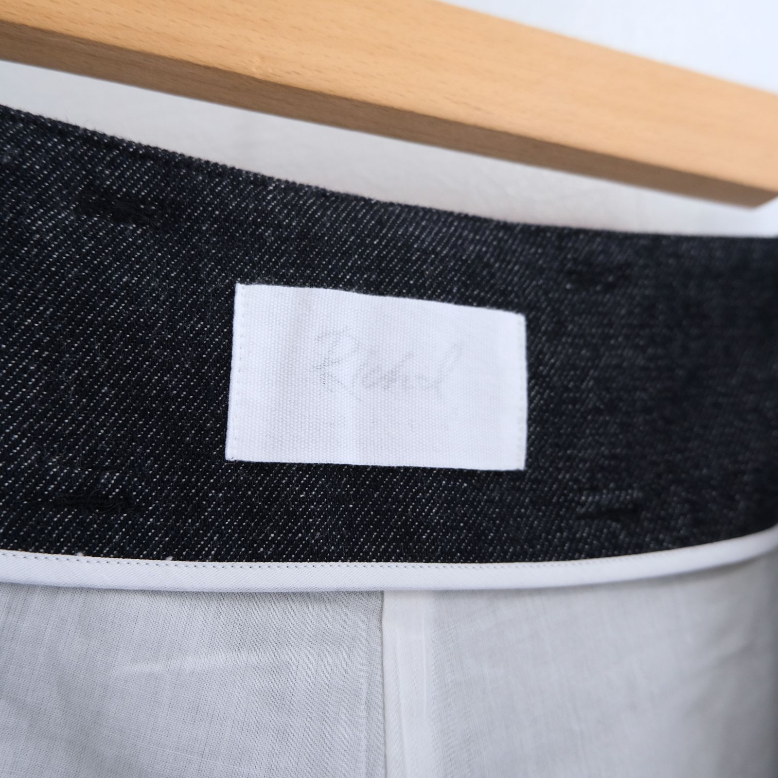 【残り1点】Tucked Wide Trousers / タクト ワイド トラウザー（Indigo）