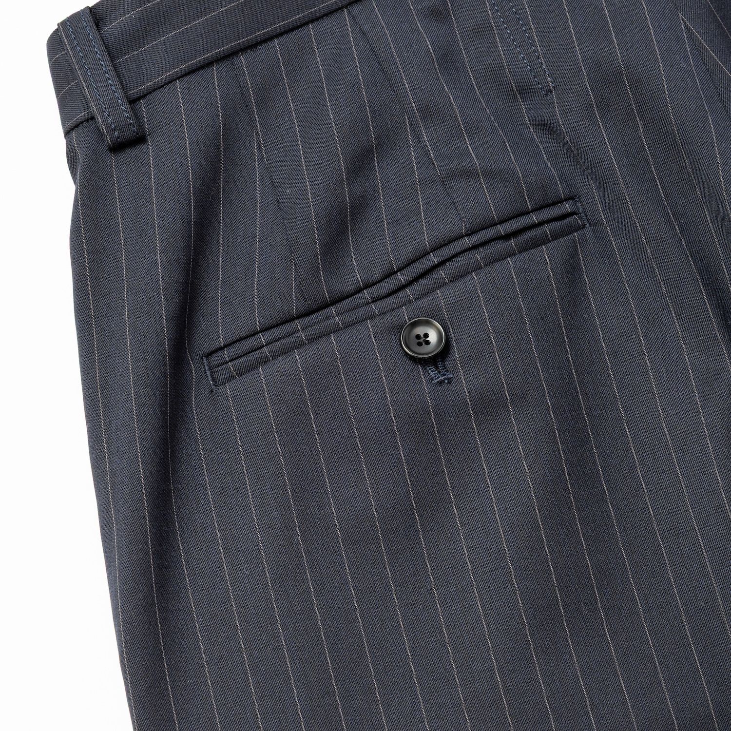 【入荷時期：2026年7月頃】Merino Wool High-waist Slacks / メリノウール ハイウエスト スラックス（NAVY STRIPE）