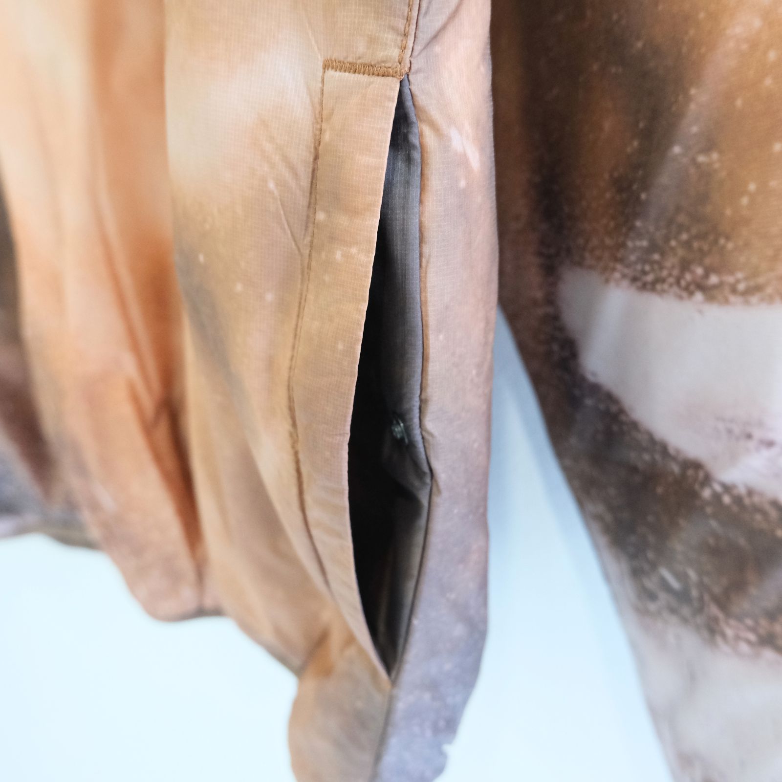 OCTA INSULATED PULLOVER JACKET（BROWN）