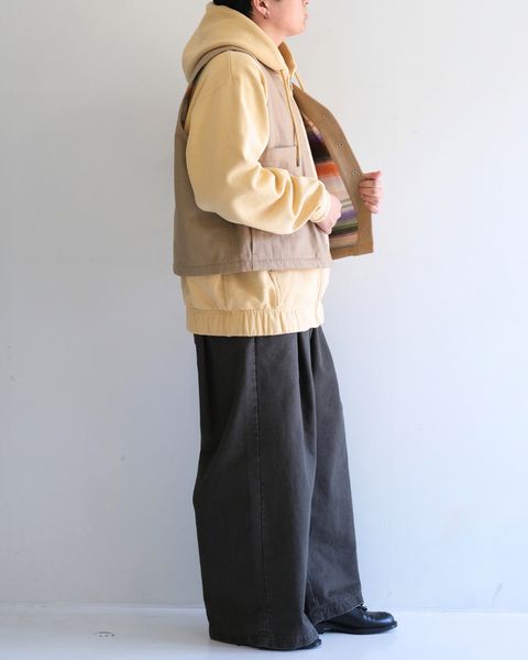STYLE NO. 711