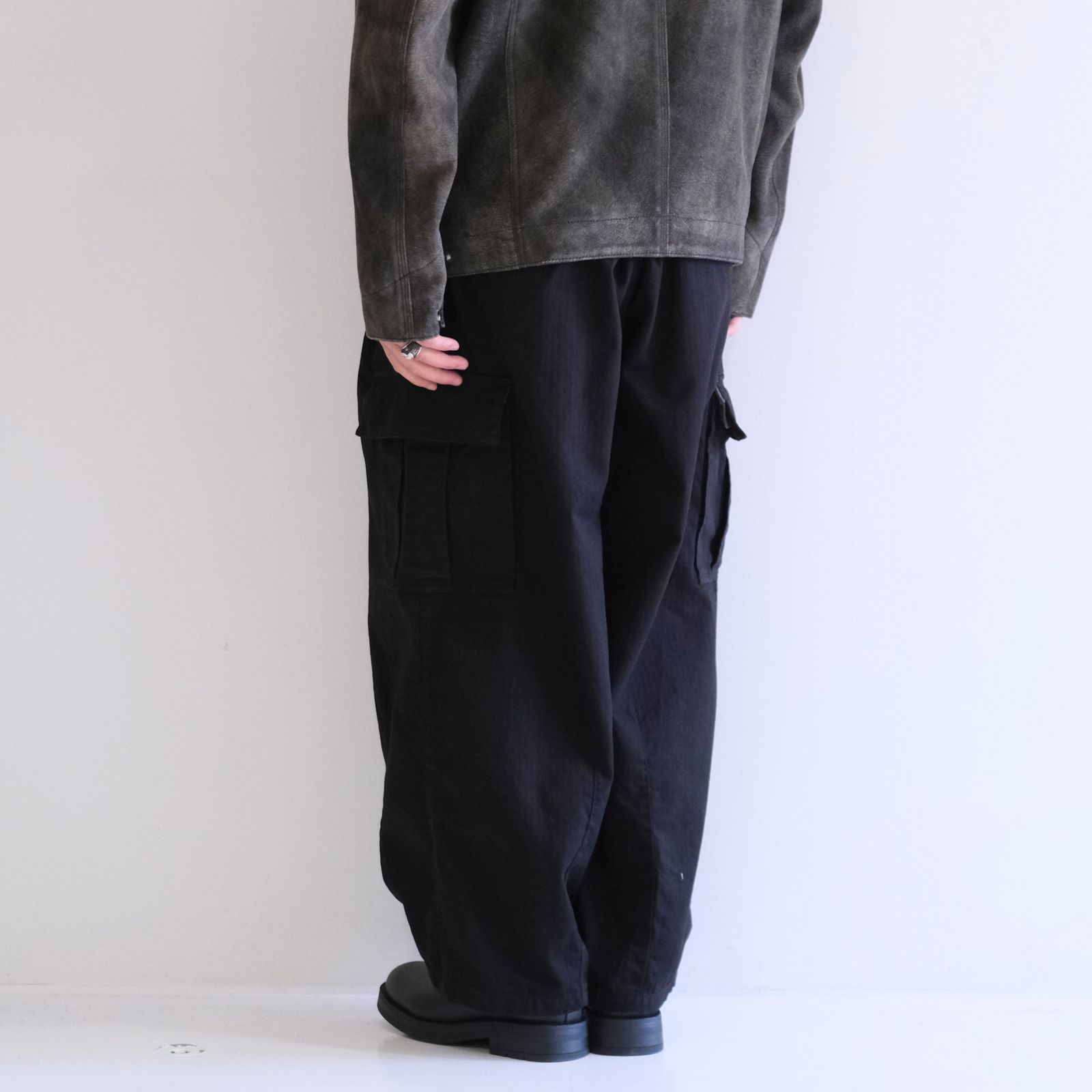 Herringbone 6-Pocket Pants / パンツ / カーゴパンツ / ヘリンボーン / BLACK