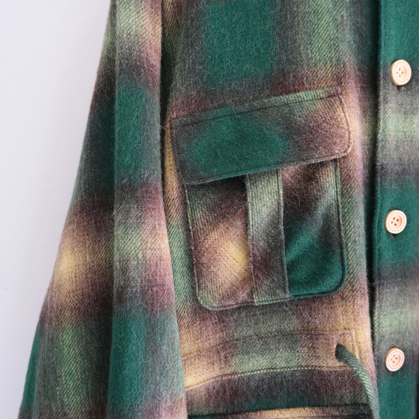 【残り1点】SHAGGY WOOL CHECK SAFARI JACKET（GREEN）