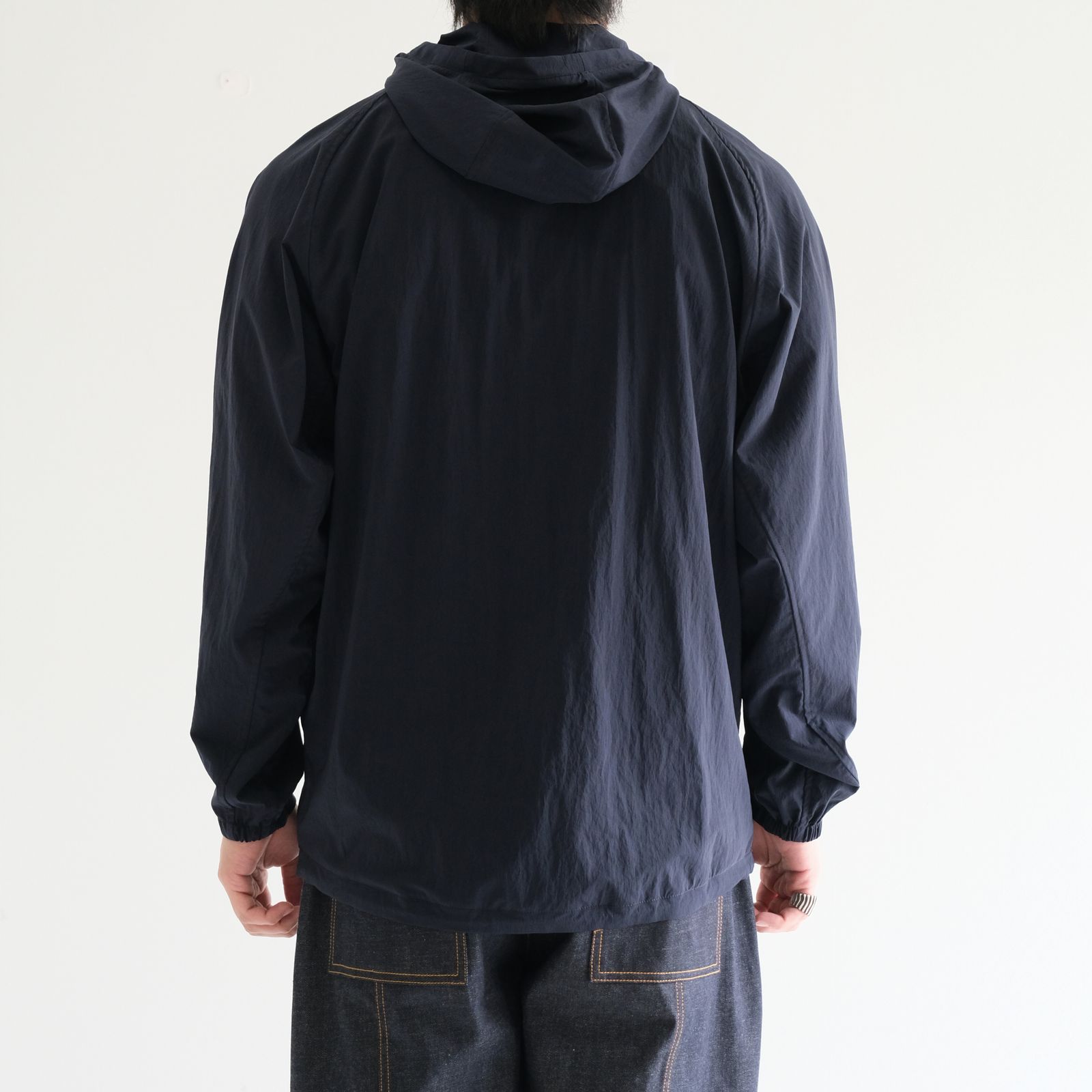 SHIBO NYLON SEASIDE PARKA / ナイロン / パーカー / NAVY