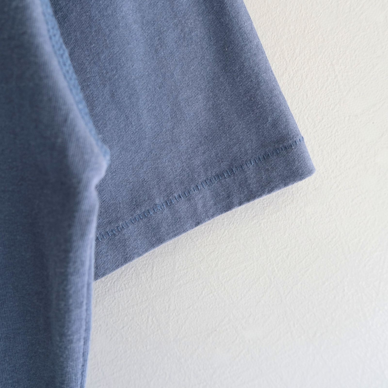 "TEE-NS".14 Imaginary FLOWER DEPaRTMENT Tee feat. MIO YAMAMOTO / 「TEE-NS」14 イマジナリーフラワーデパートメントTシャツ feat. ミオ ヤマモト（NAVY）