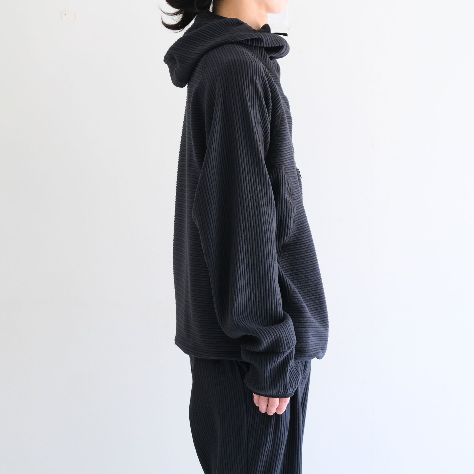 Uneven Anonymous Balaclava Hoodie / アンイーヴン アノニマス バラクラバ フーディー（OFF BLACK）