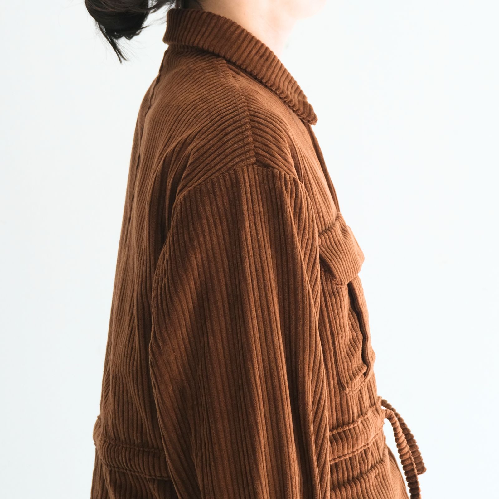 【残り1点】WIDE-WALE CORDUROY SAFARI JACKET（BROWN）