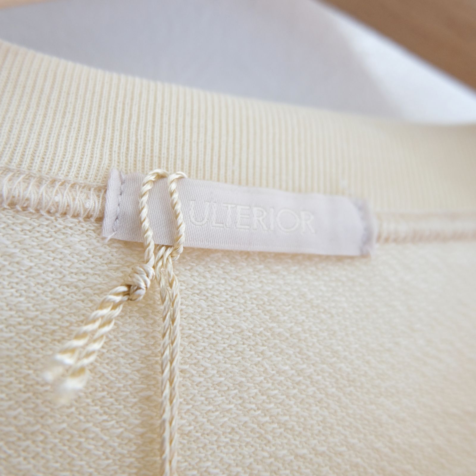 SOFT DRY SHORT LOOP TERRY SLEEVLESS TOP （YELLOW BEIGE）