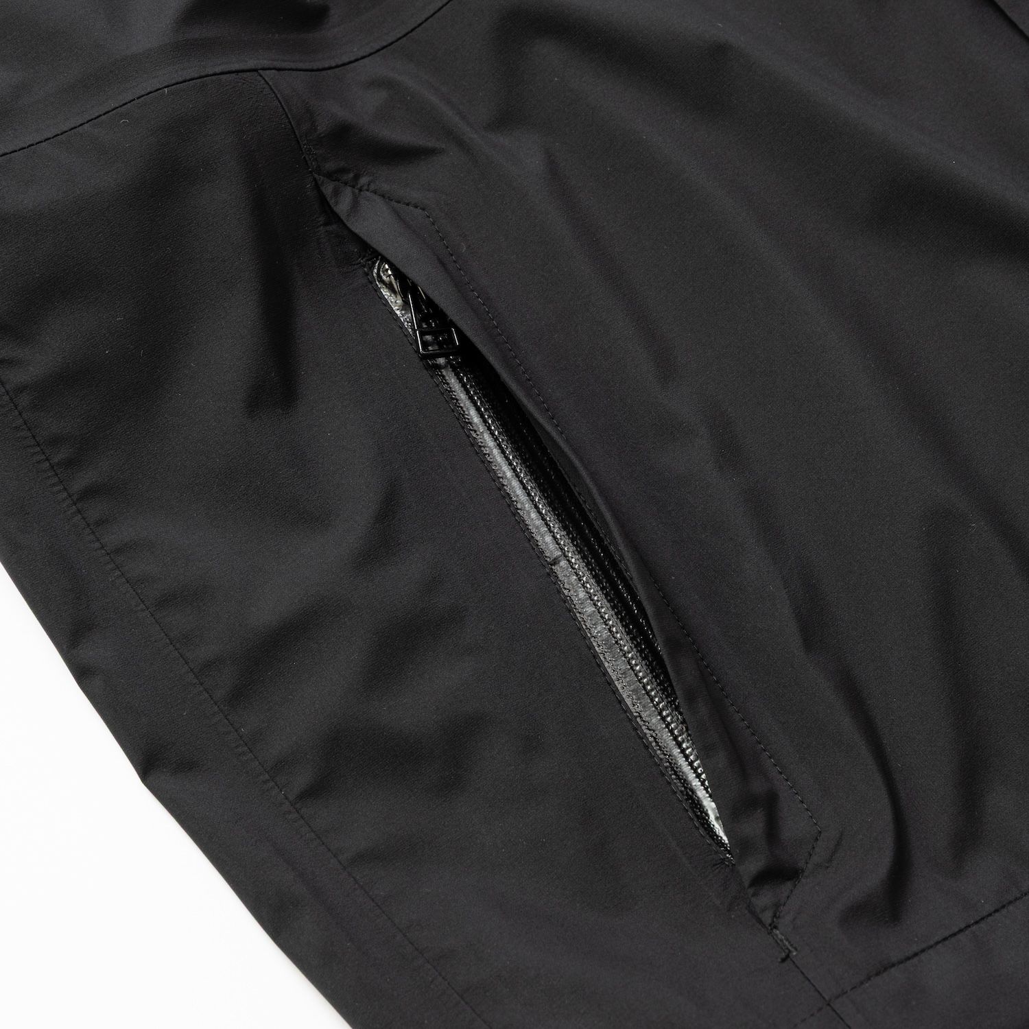 【入荷時期：2026年8月頃】Temporal Fold Shell JKT / テンポラル フォールド シェル ジャケット（OFF BLACK）