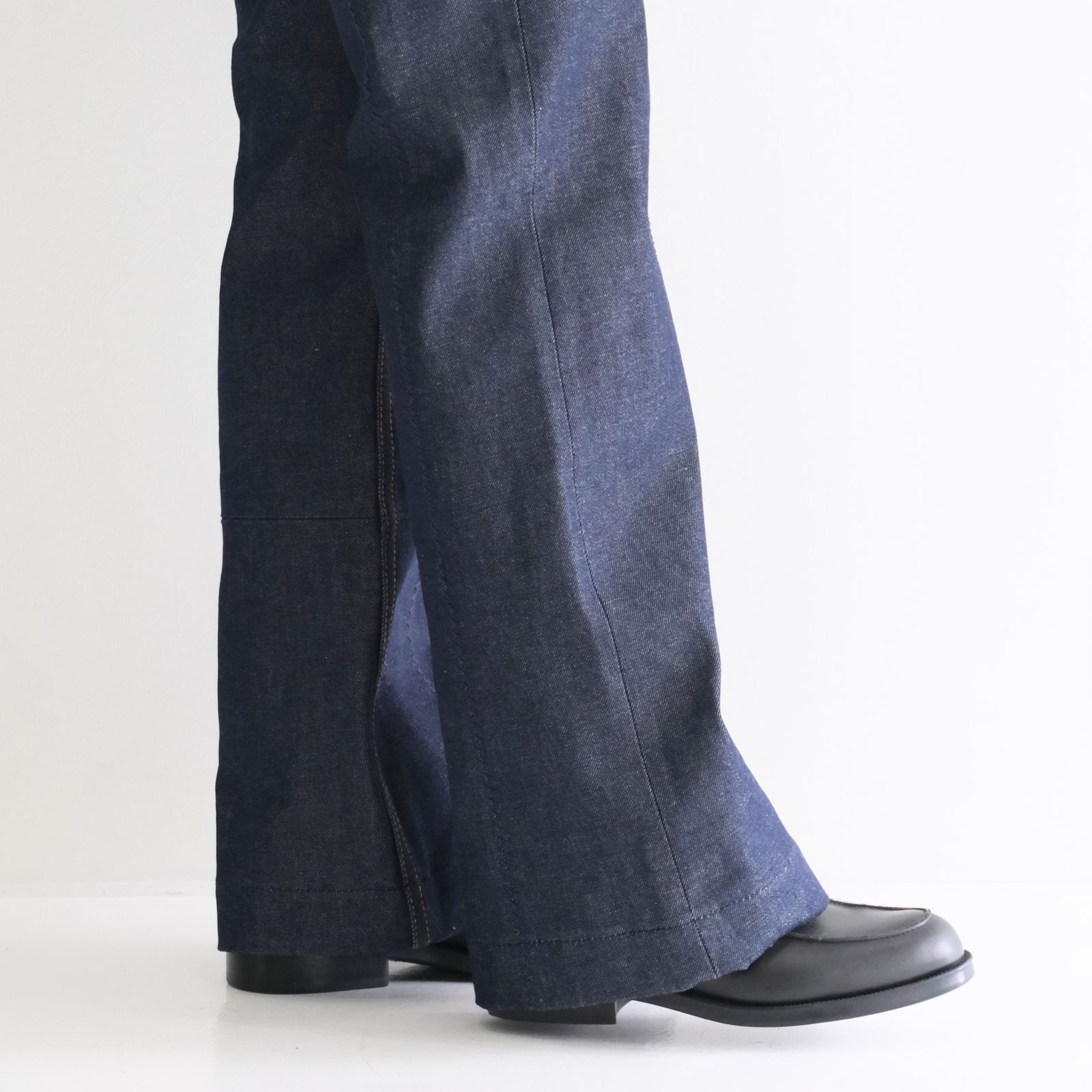 Rigiddenim Flared Pants / リジッドデニムフレアパンツ（Indigo）