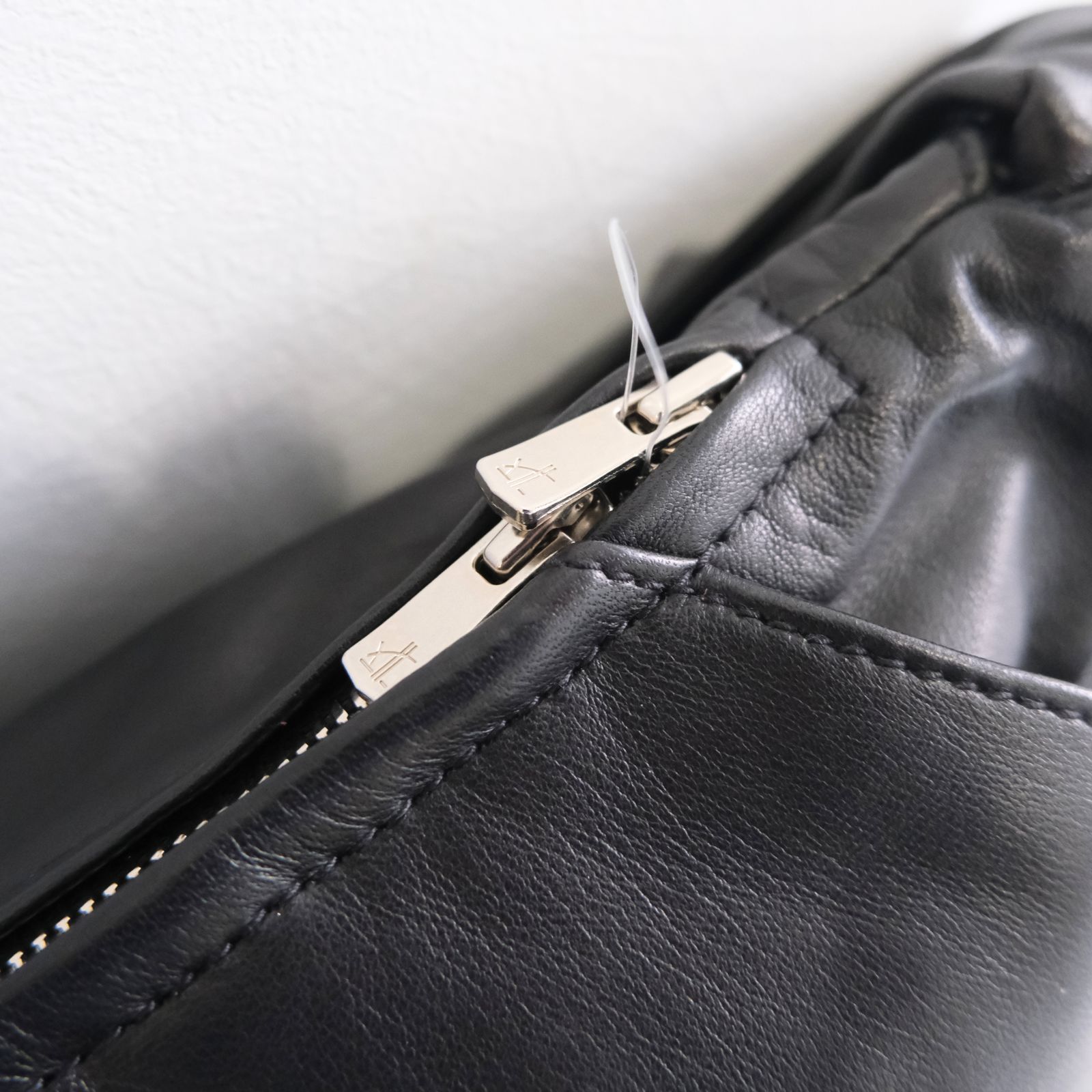 【残り1点】SHIRT CUFFS BAG（BLACK）