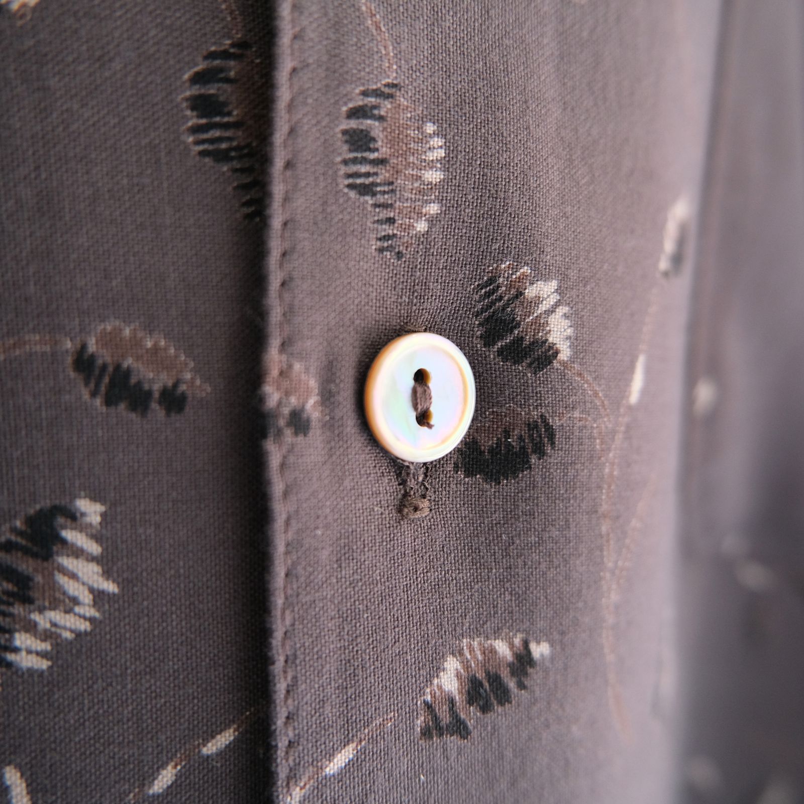 OPEN COLLAR SHIRTS  - Botanical print -（Dark Brown）