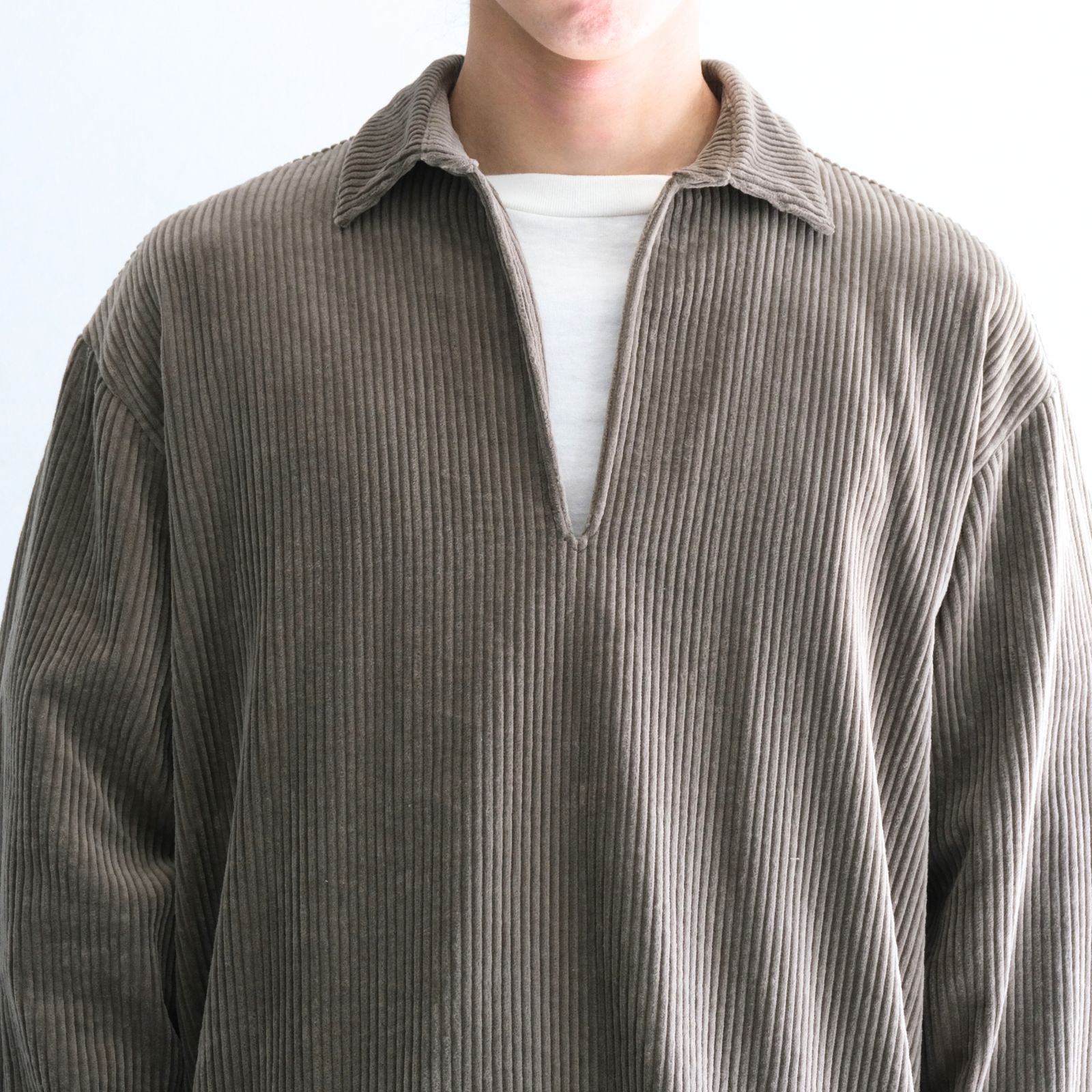 【残り1点】Corduroy Skipper Shirts（Beige）