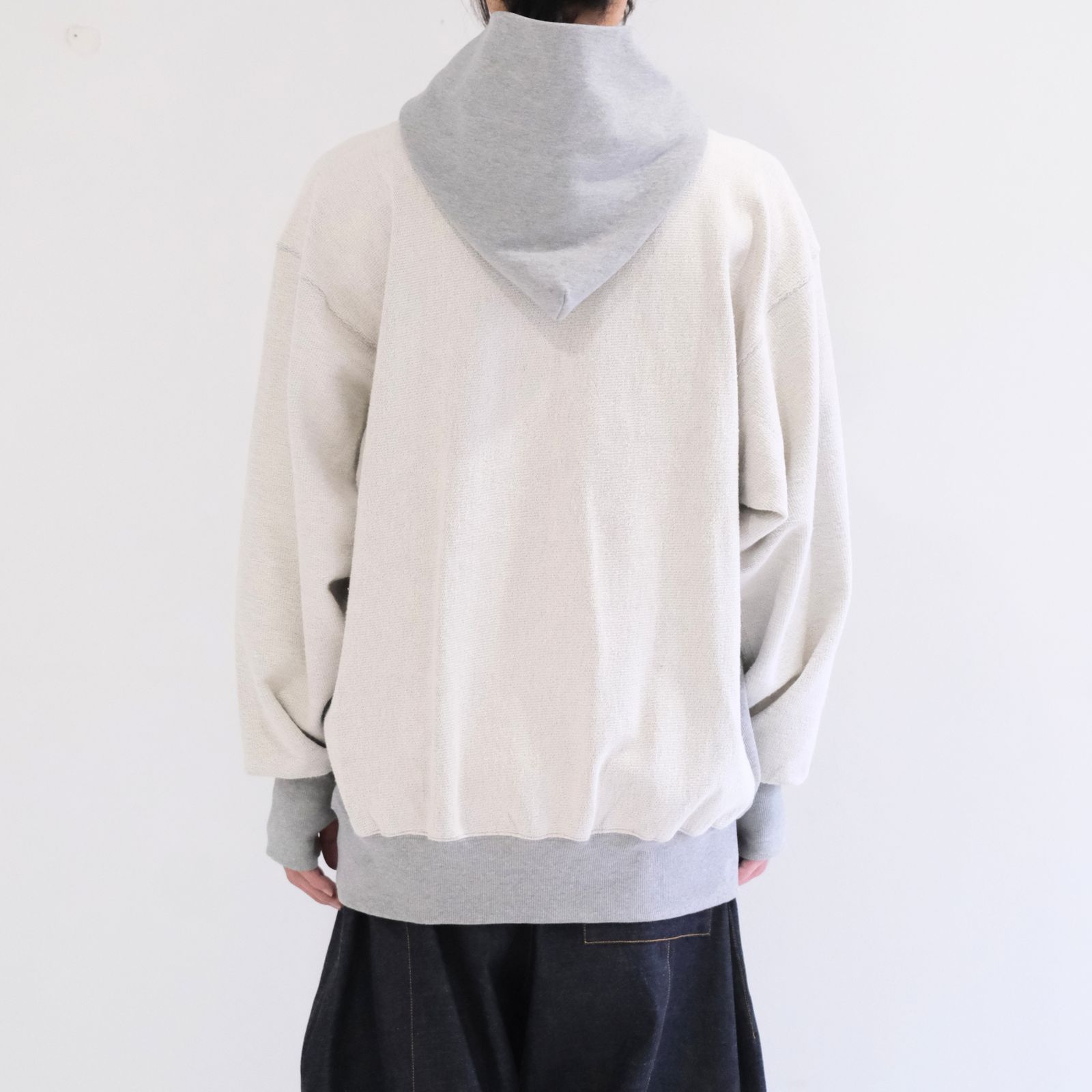 SWEAT HOODIE（GRAY）