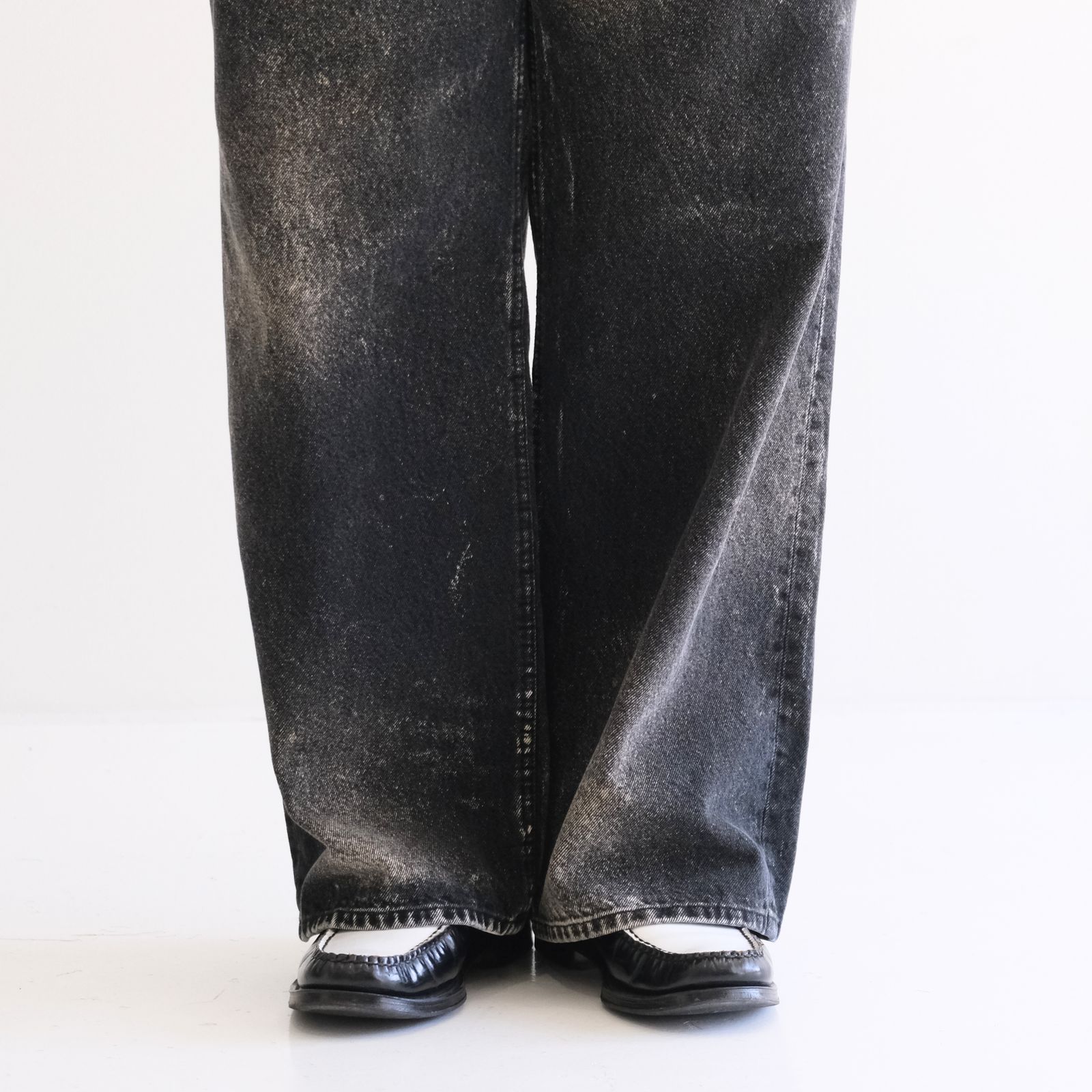 CHEMICAL WASH DENIM PANTS / ケミカルウォッシュデニムパンツ（BLACK）