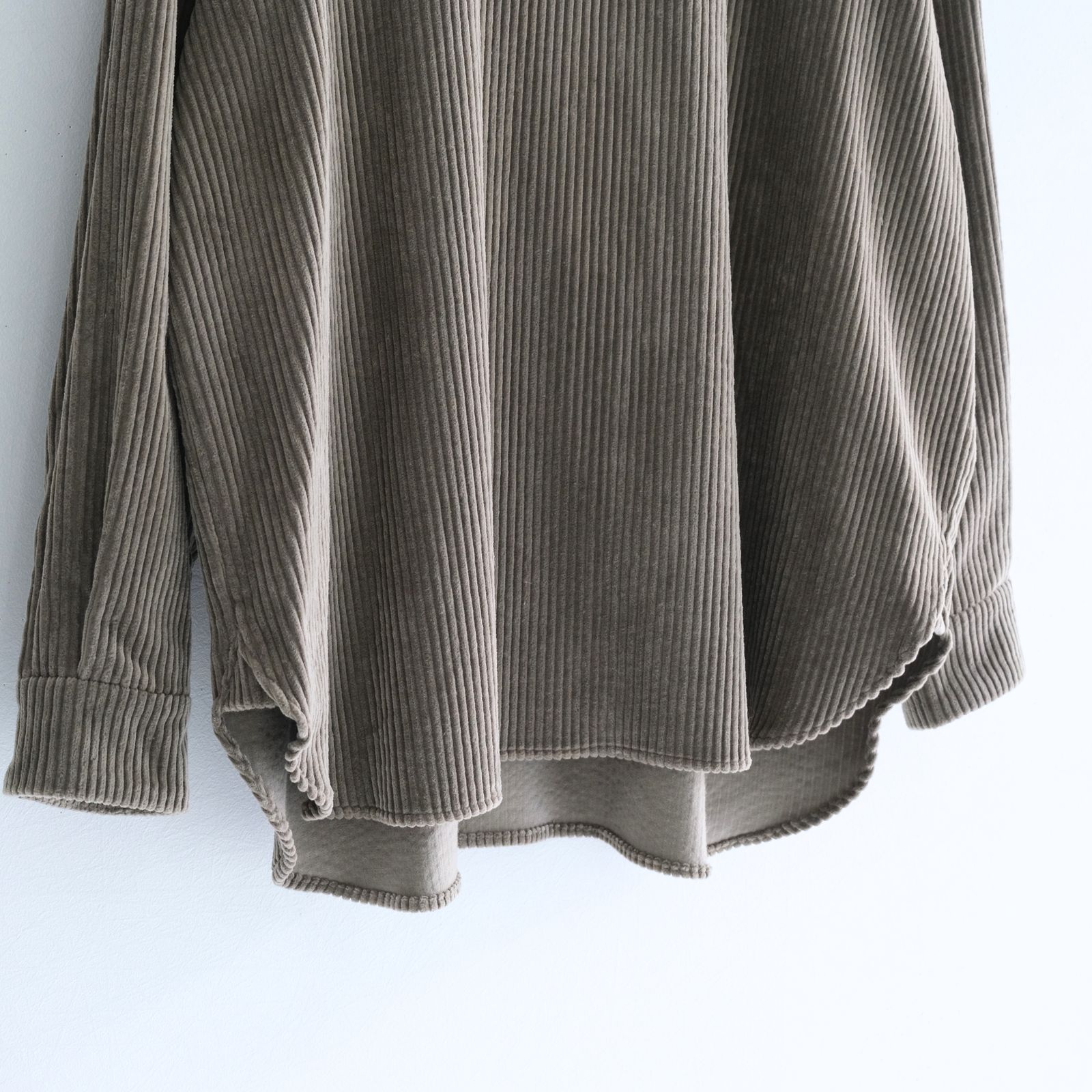 【残り1点】Corduroy Skipper Shirts（Beige）