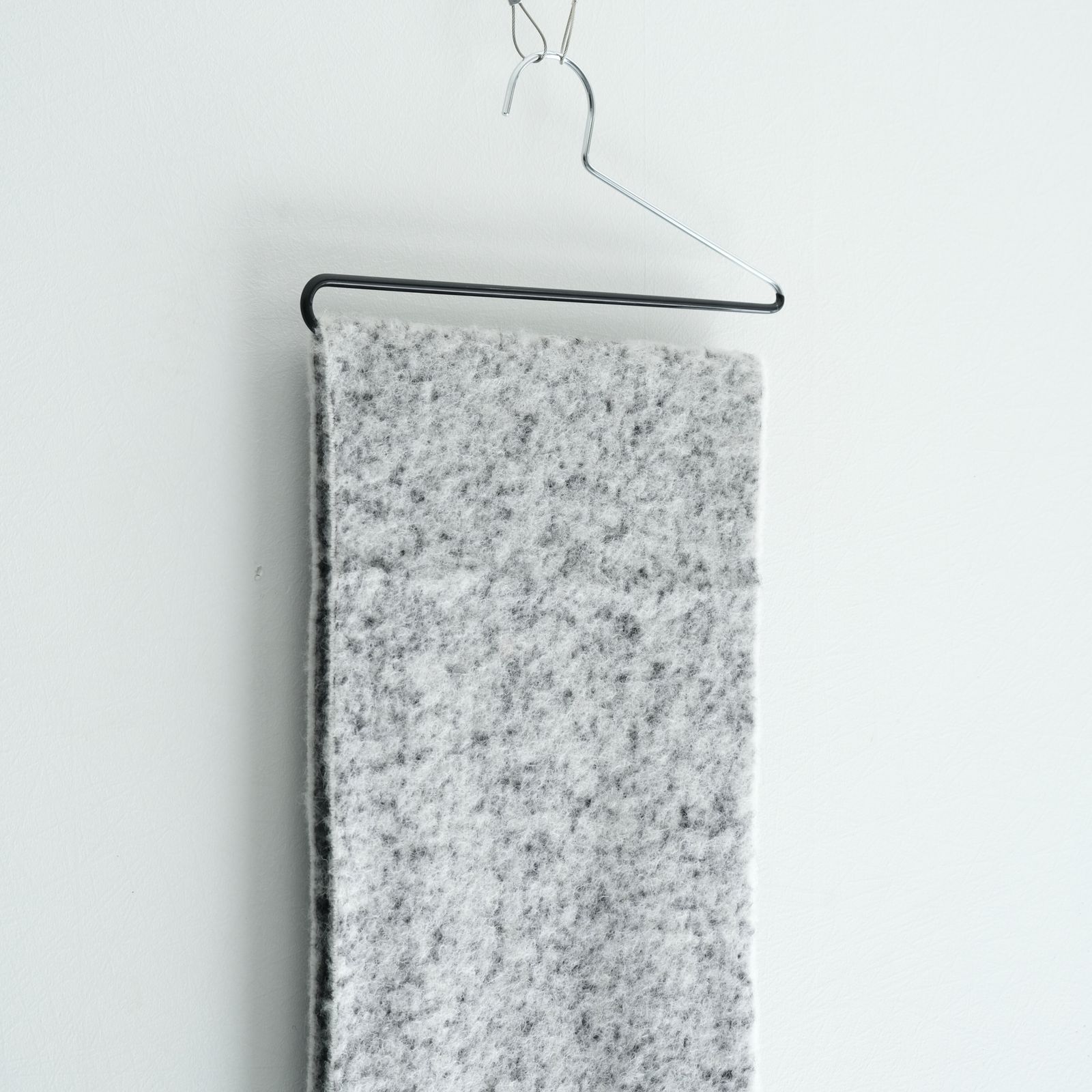 Two Colour Woolly Scarf / マフラー / アルパカ / Black / White