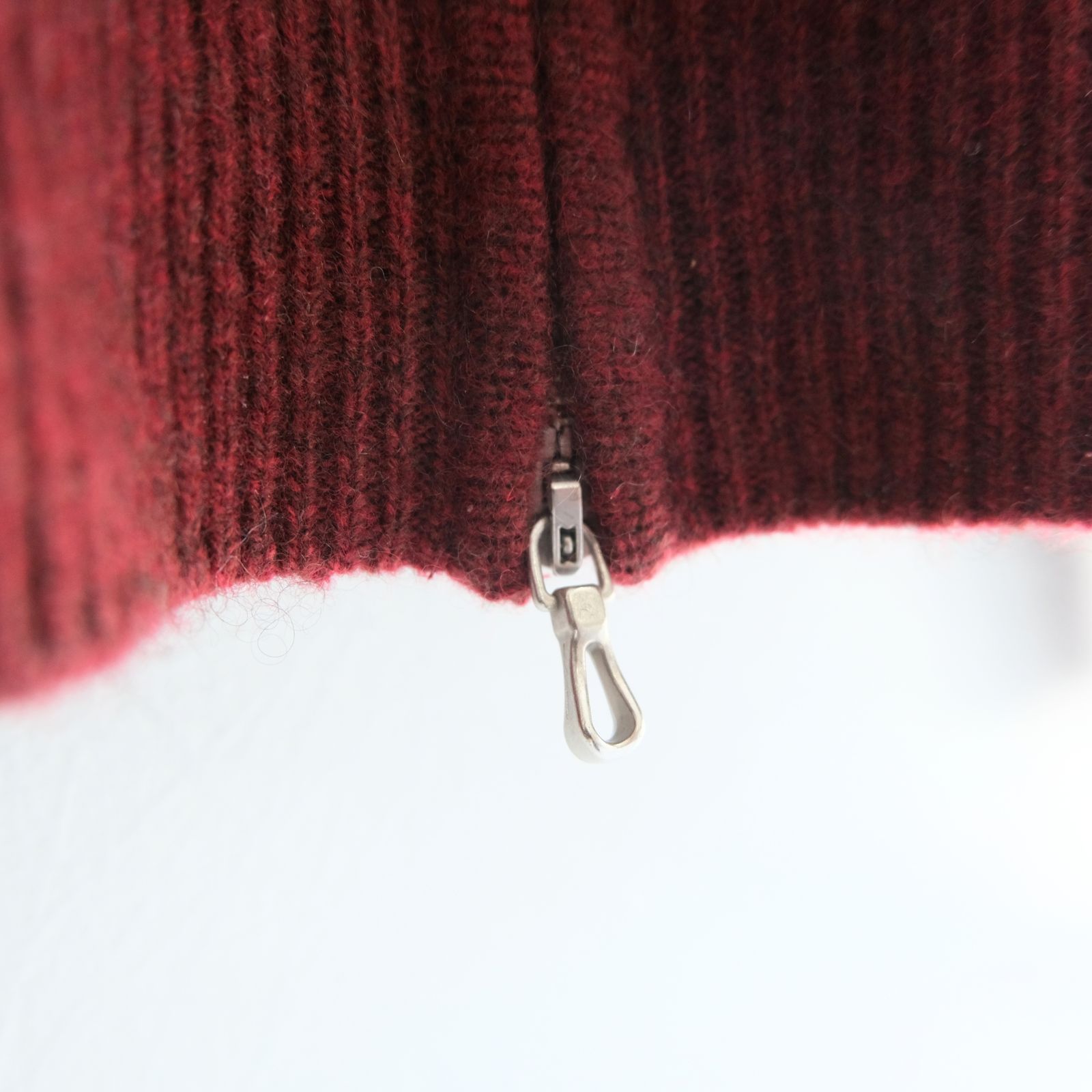 YAK / WOOL RIB DRIVERS KNIT（DARK RED）