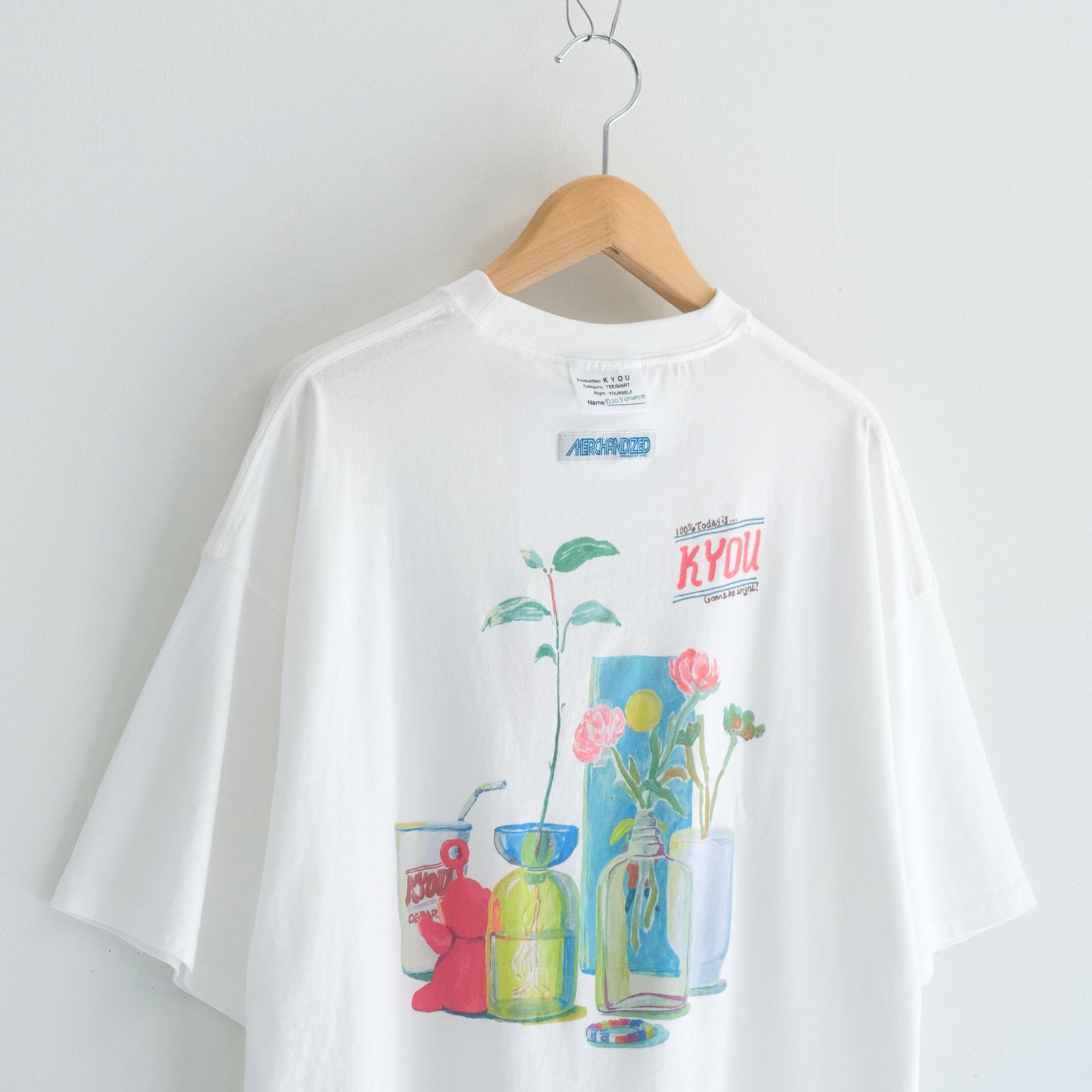 "TEE-NS".14 Imaginary FLOWER DEPaRTMENT Tee feat. MIO YAMAMOTO / 「TEE-NS」14 イマジナリーフラワーデパートメントTシャツ feat. ミオ ヤマモト（WHITE）