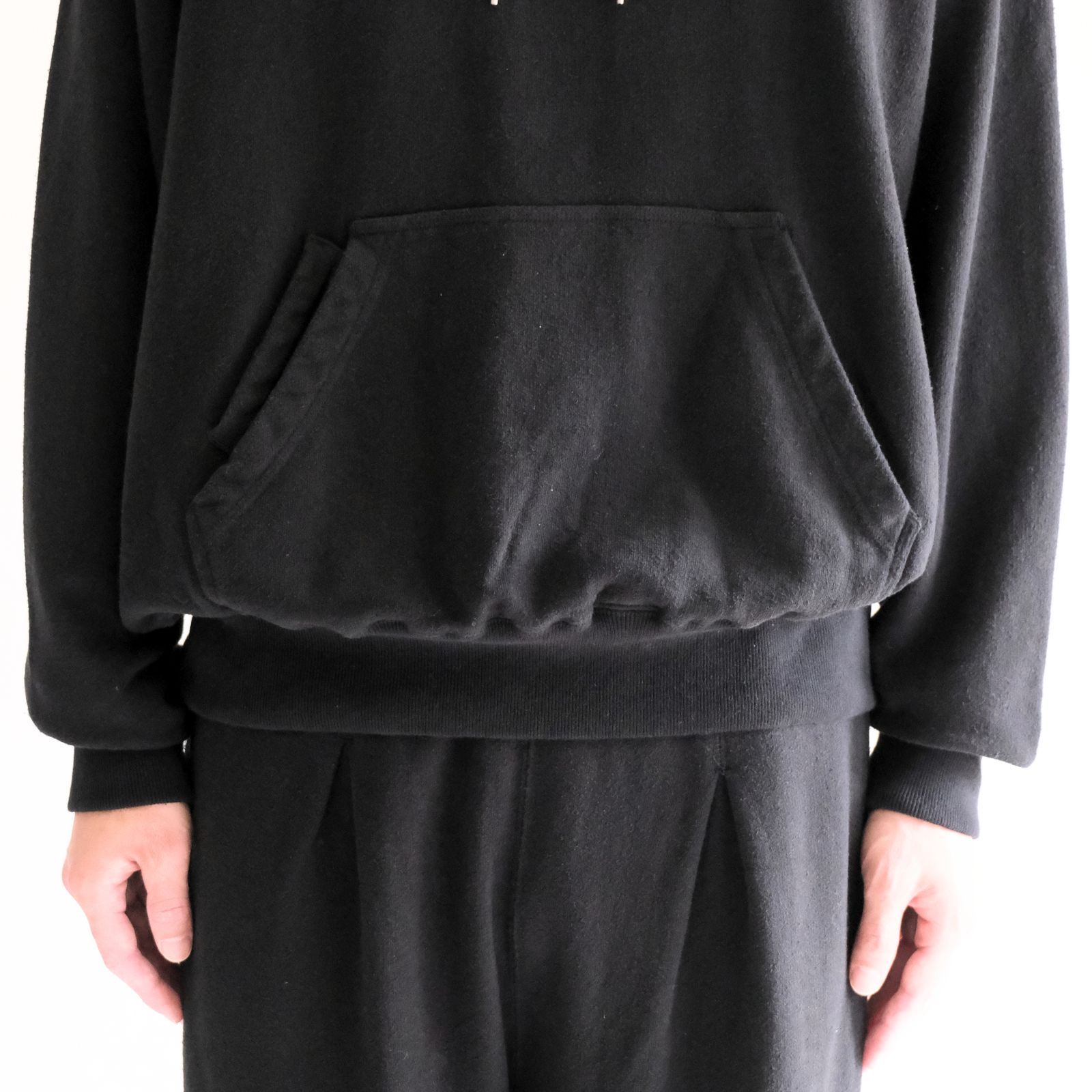 NEPPED HOODIE（INK BLACK）