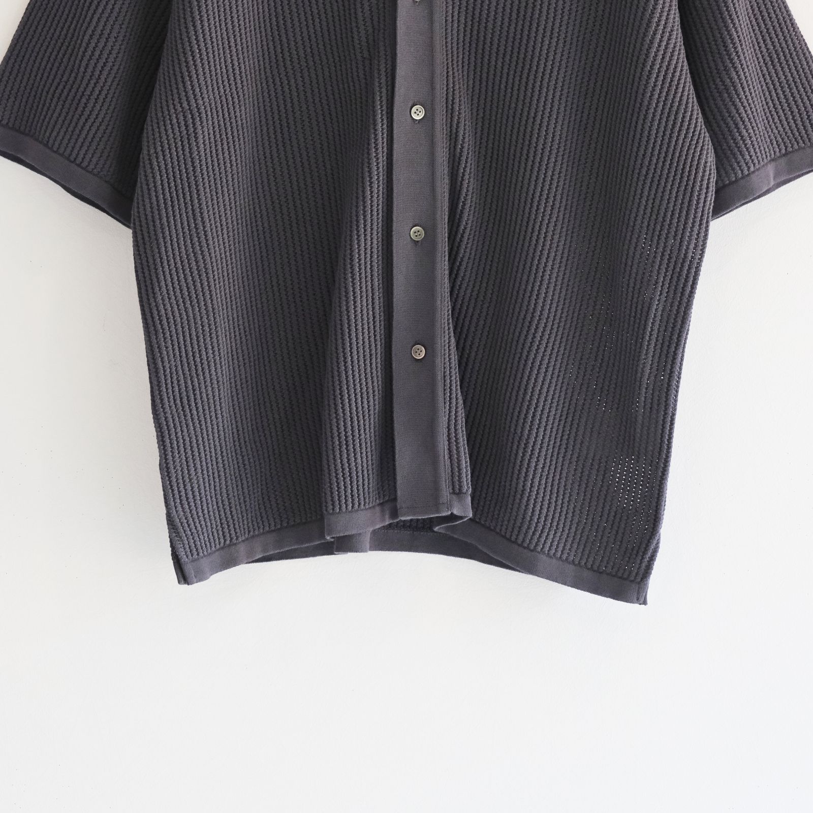 COTTON SUKASHI KNIT S/T / ニットシャツ / GRAY