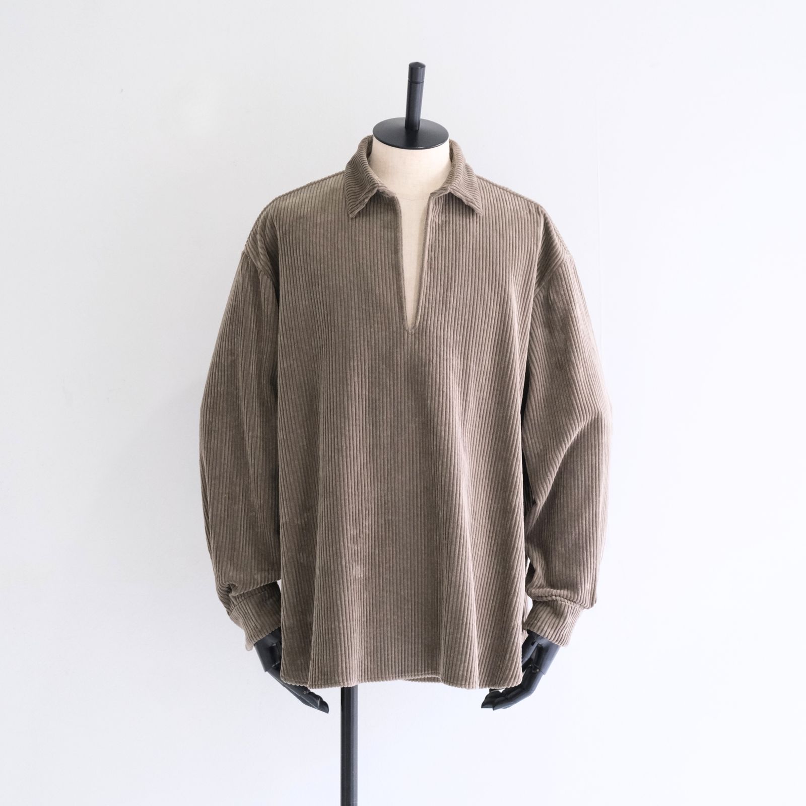 【残り1点】Corduroy Skipper Shirts（Beige）