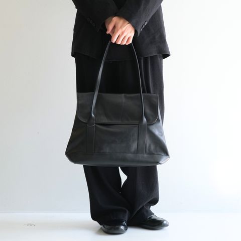 ROUND TOTE BAG M SIZE（BLACK）