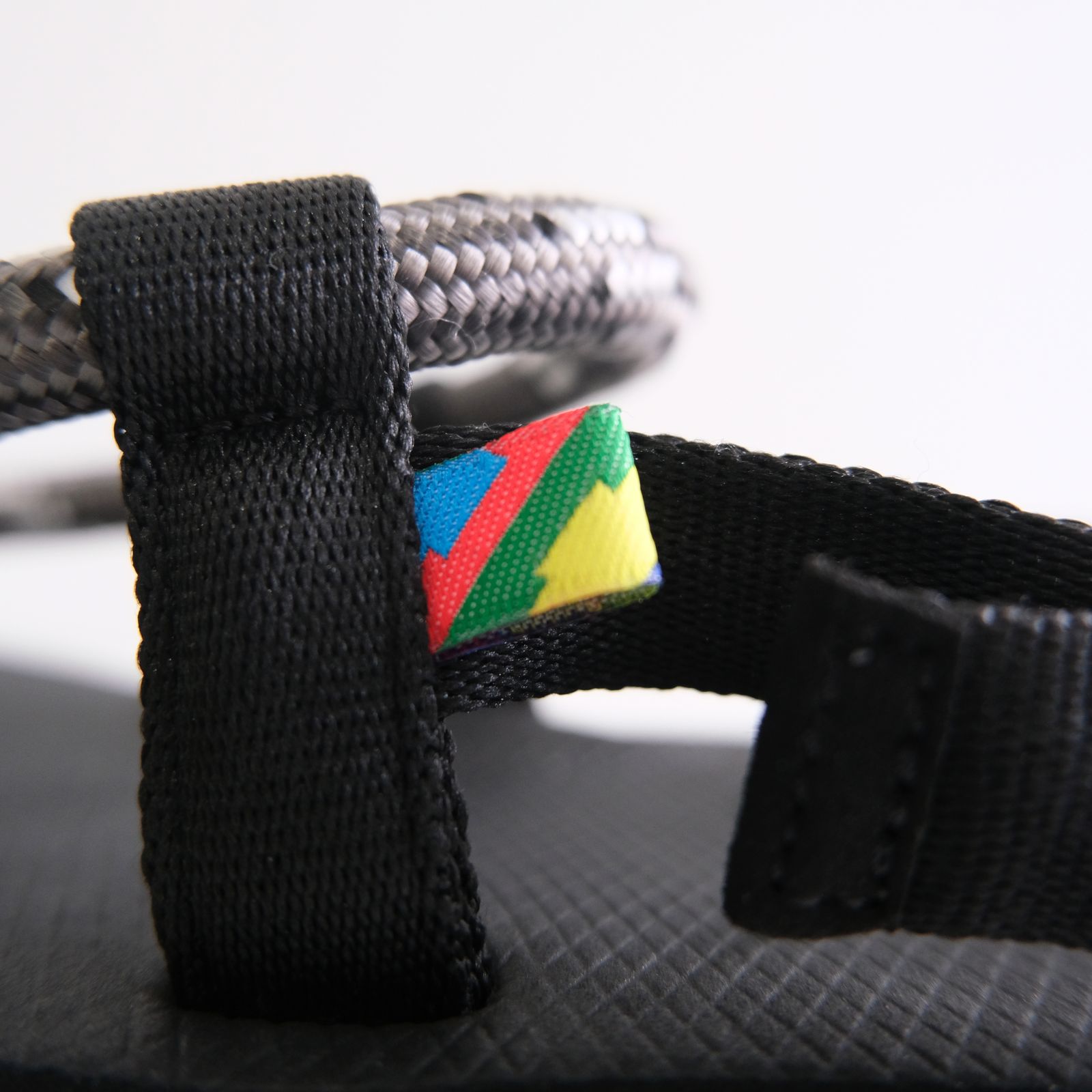 Suicoke x is-ness GUT KAT-2-ISN（CHARCOAL x BLACK）