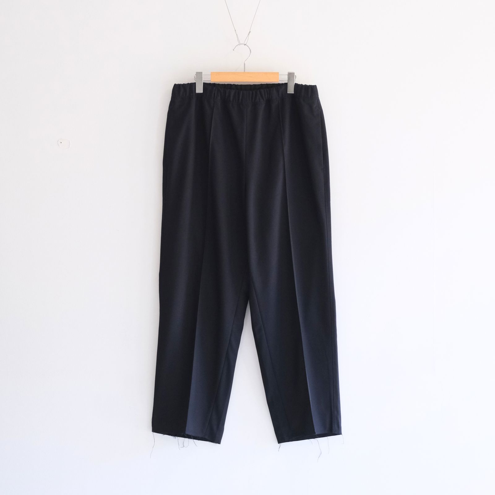 MERELY WOOLEN PINTUCK SLACKS（LIBERTY NAVY）
