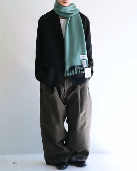 STYLE NO. 749