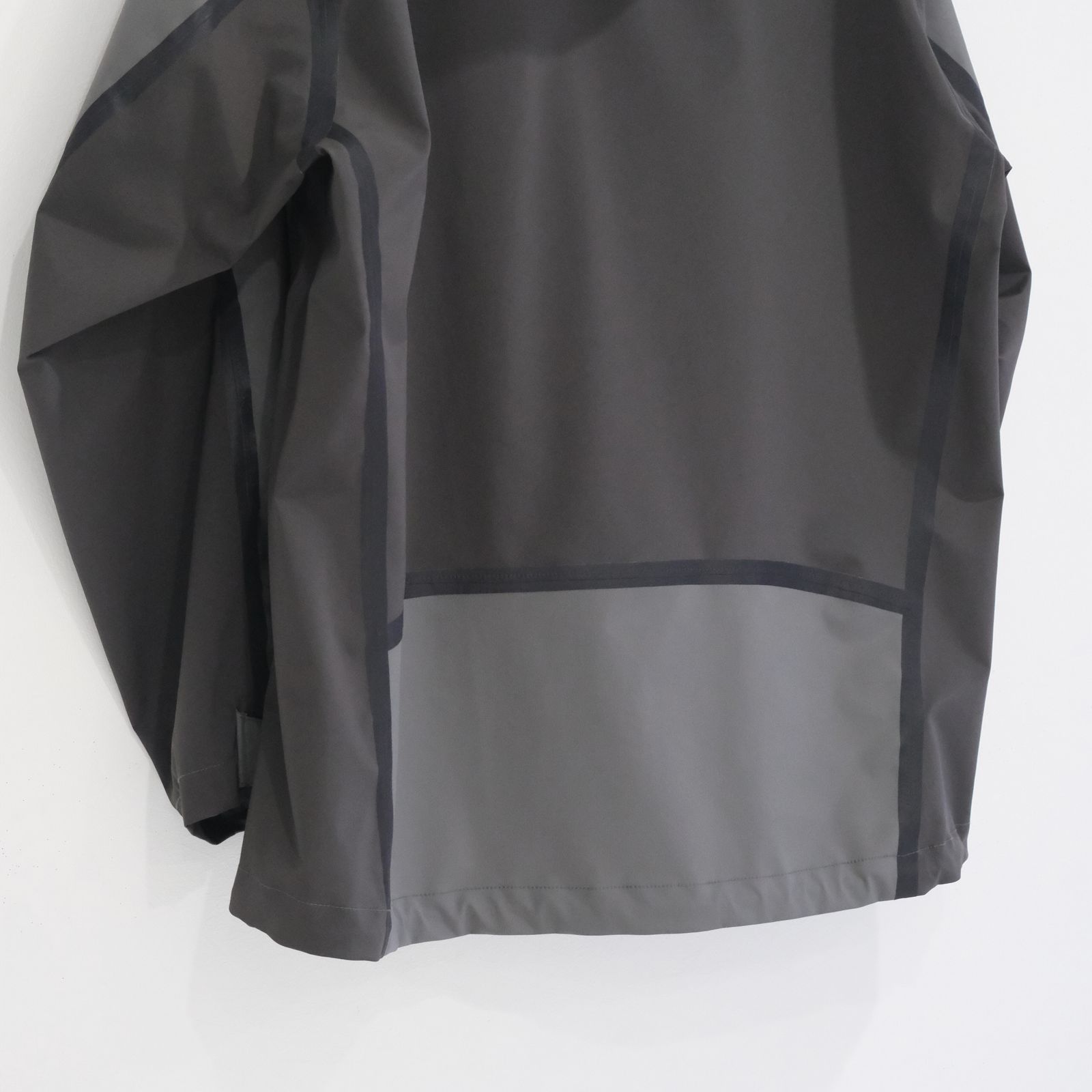 TAPED SEAM WATER PROOF JACKET / シェルジャケット / ブラック