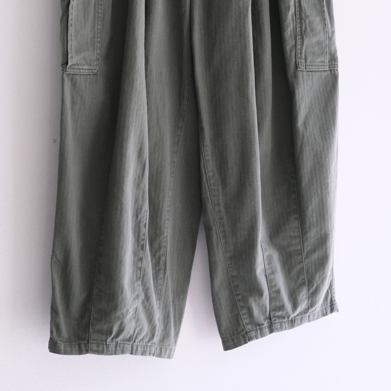 Herringbone 6-Pocket Pants / パンツ / カーゴパンツ / ヘリンボーン / KHAKI