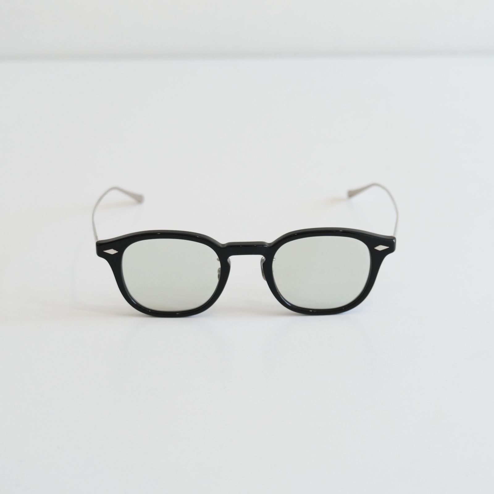 JIFUSAN #2（GLOSS BLACK × GREY GREEN to D.GREY）