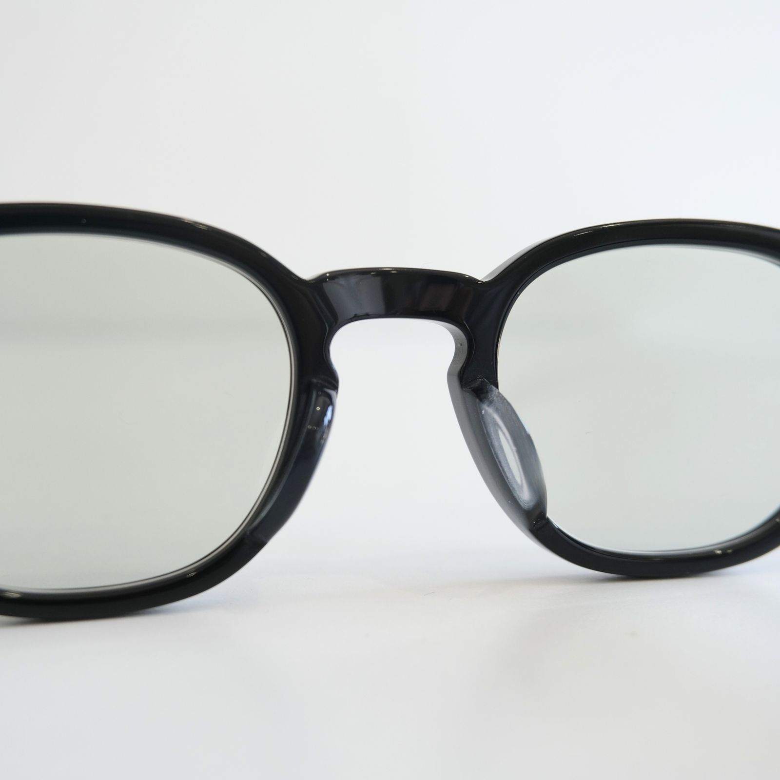 NOCHINO #2（GLOSS BLACK × GREY GREEN to D.GREY）