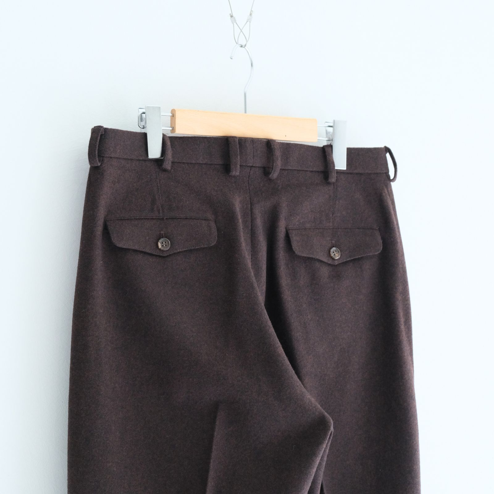 IN TUCK TROUSERS ‐Powder melton‐ / パンツ / トラウザー / メルトン素材 / Red Brown
