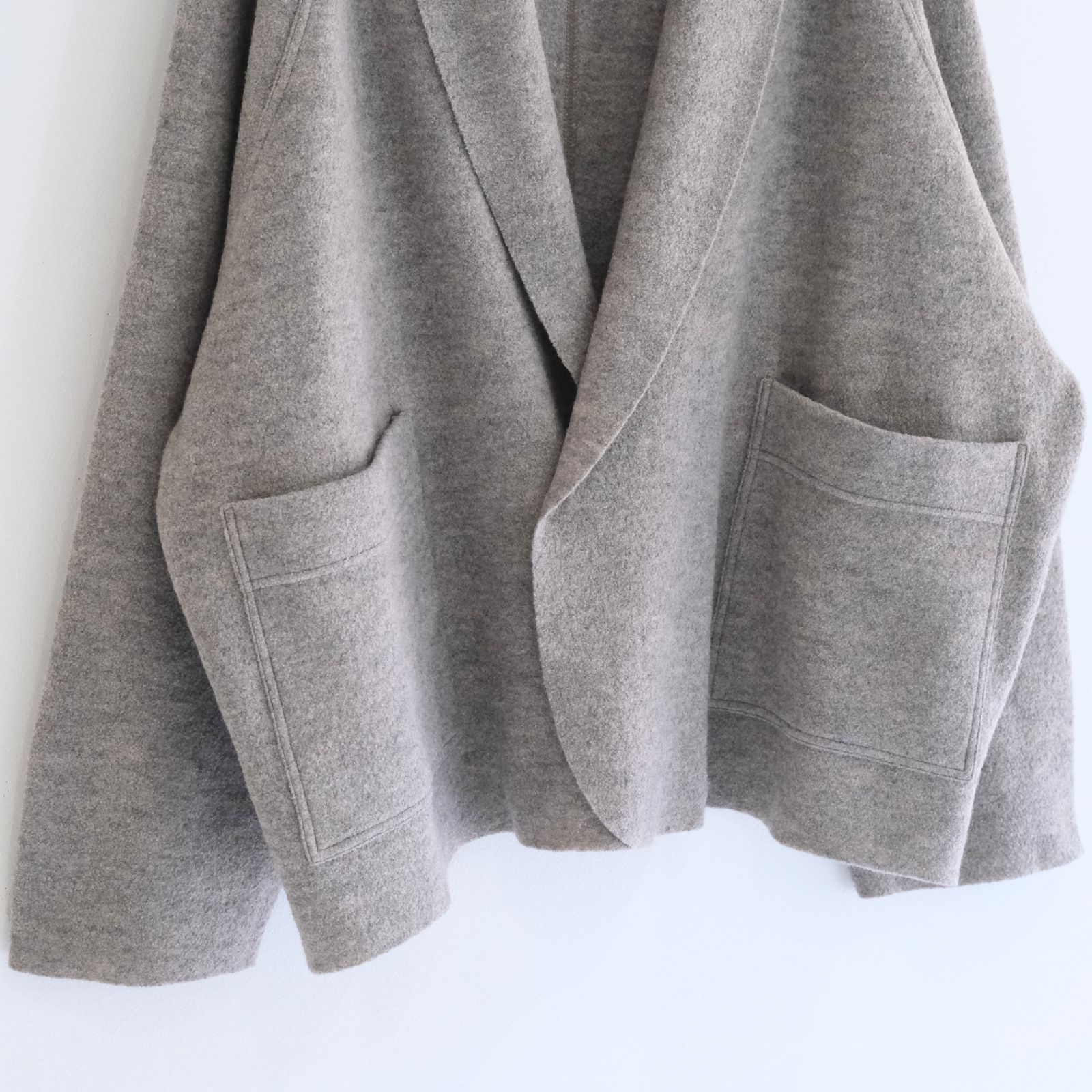 【残り1点】CARDIGAN JACKET  ‐Hard Twist Crepe Knit‐（Greige）