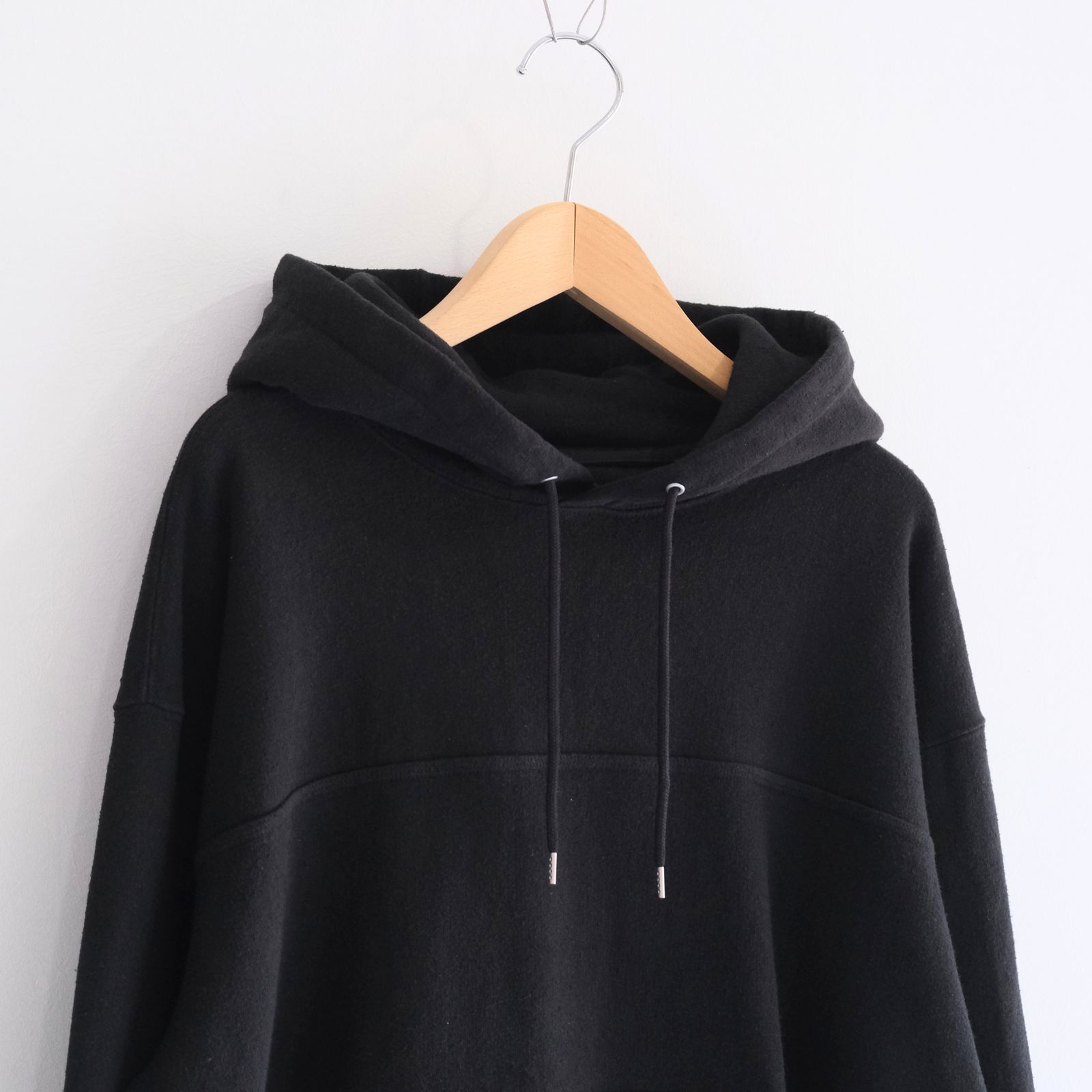 NEPPED HOODIE（INK BLACK）