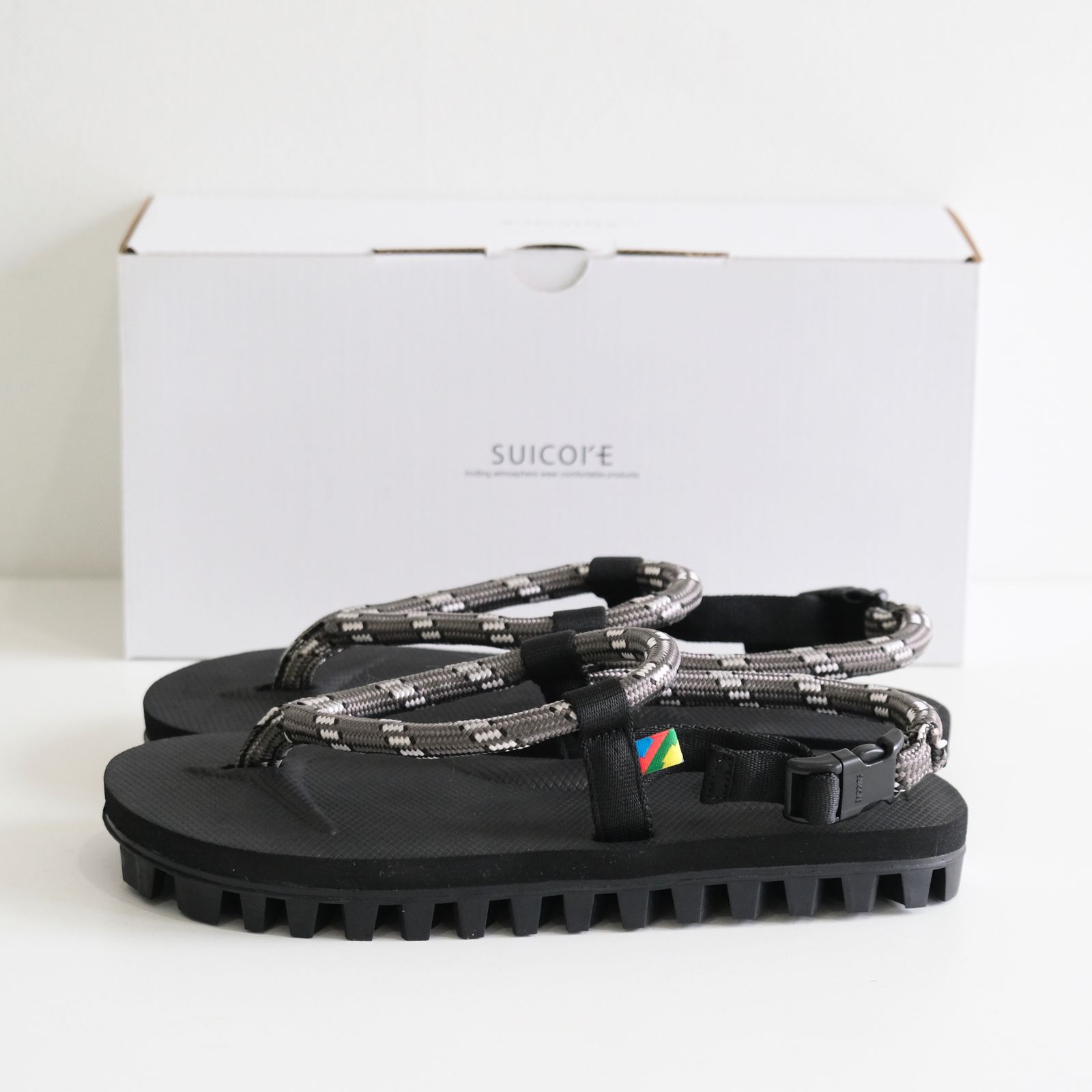Suicoke x is-ness GUT KAT-2-ISN（CHARCOAL x BLACK）