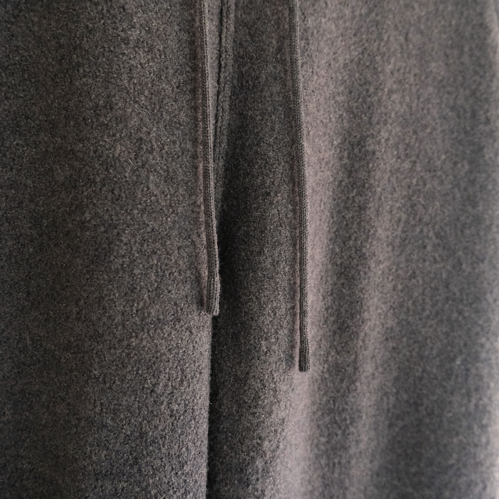 【残り1点】KNIT PANTS ‐Hard Twist Crepe‐（Brown）