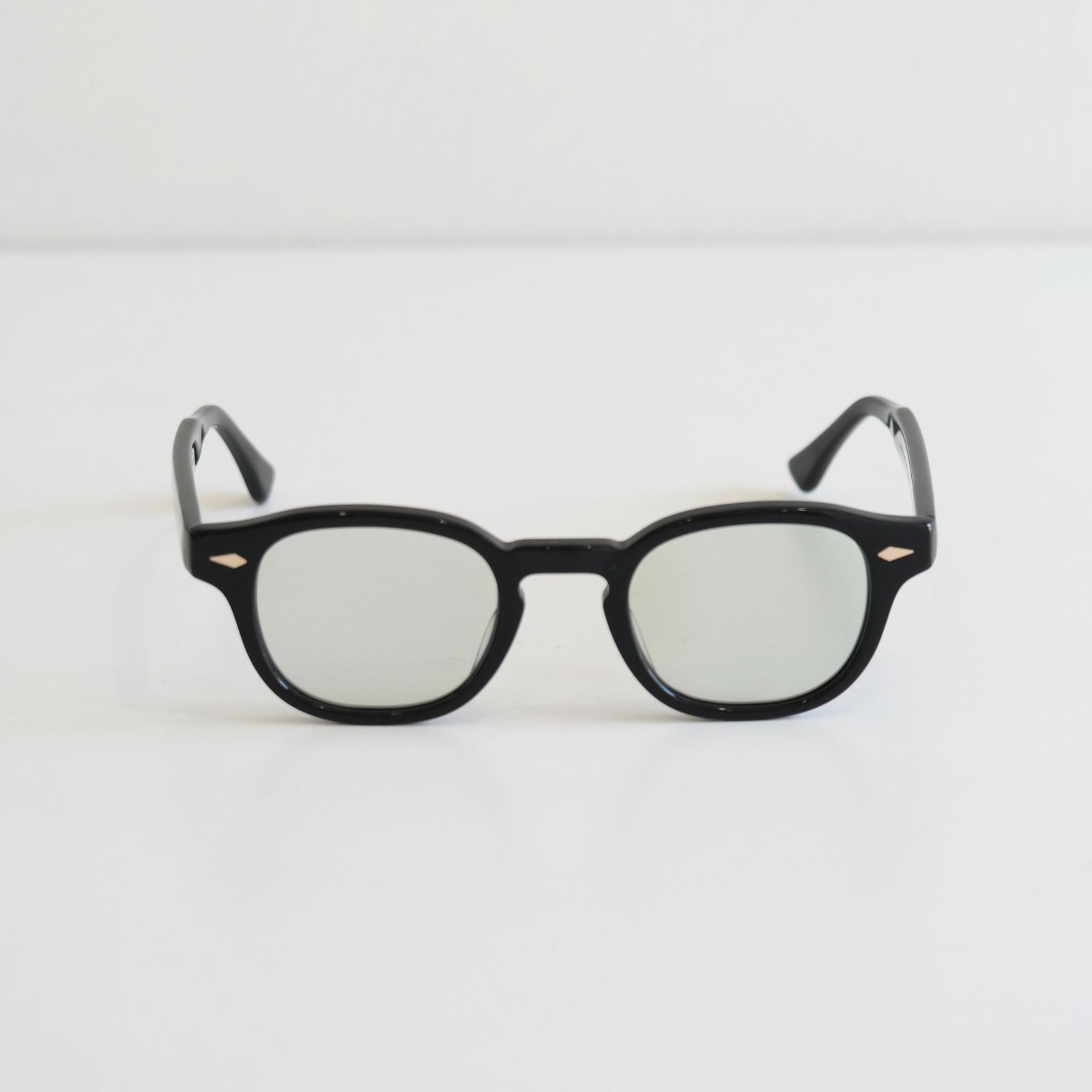 NOCHINO #2（GLOSS BLACK × GREY GREEN to D.GREY）