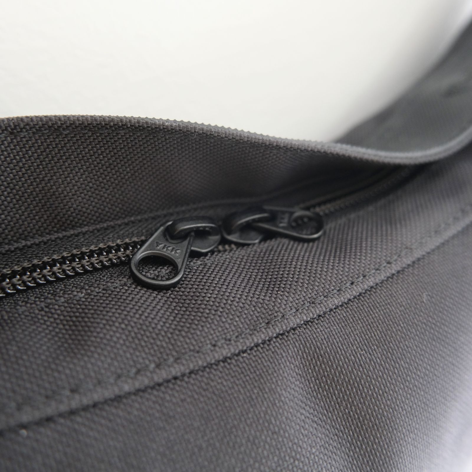 Vibram Round Bag SMALL / ビブラム ラウンド バッグ スモール（BLACK）