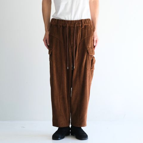 【残り1点】WIDE-WALE CORDUROY CARGO PANTS（BROWN）