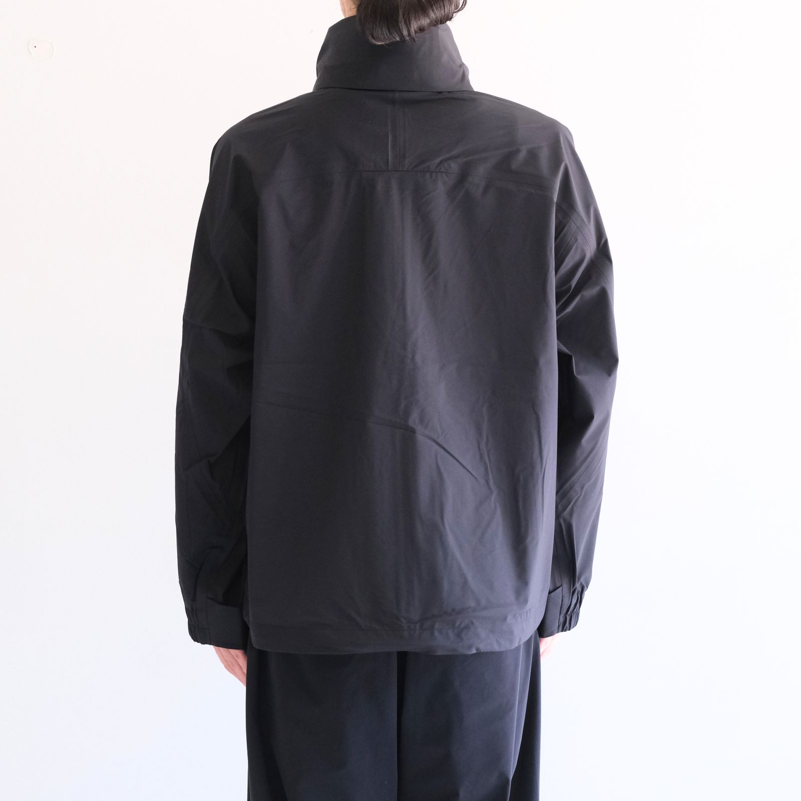 Temporal Fold Shell JKT / テンポラル フォールド シェル ジャケット（OFF BLACK）