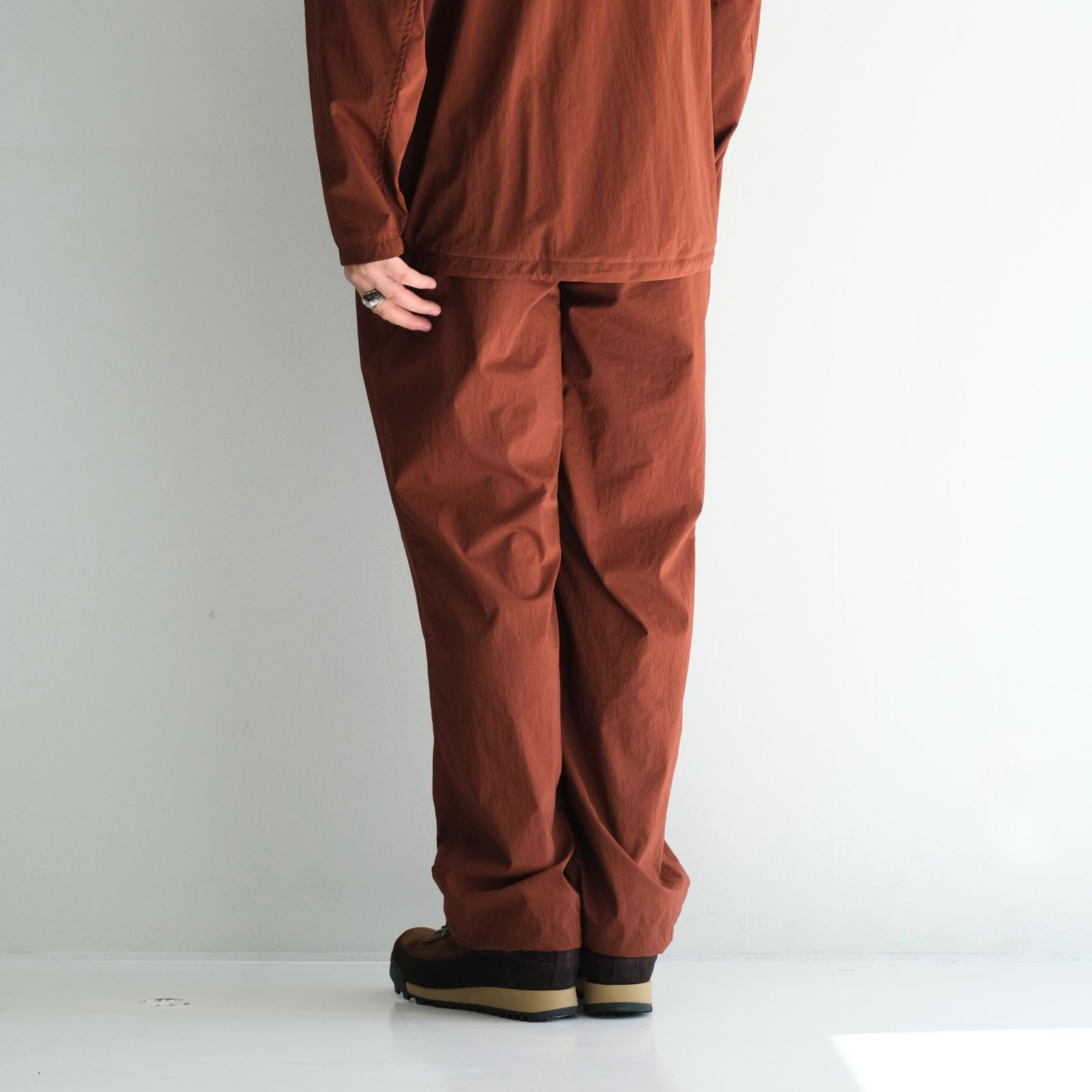 SHIBO NYLON SEASIDE PANTS / ナイロン / BROWN