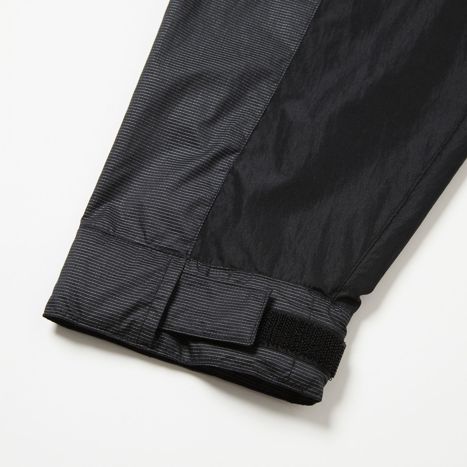 【入荷時期：2026年1月頃】Dyneema® Grid Windbreaker / ジャケット / Dyneema® / OFF BLACK