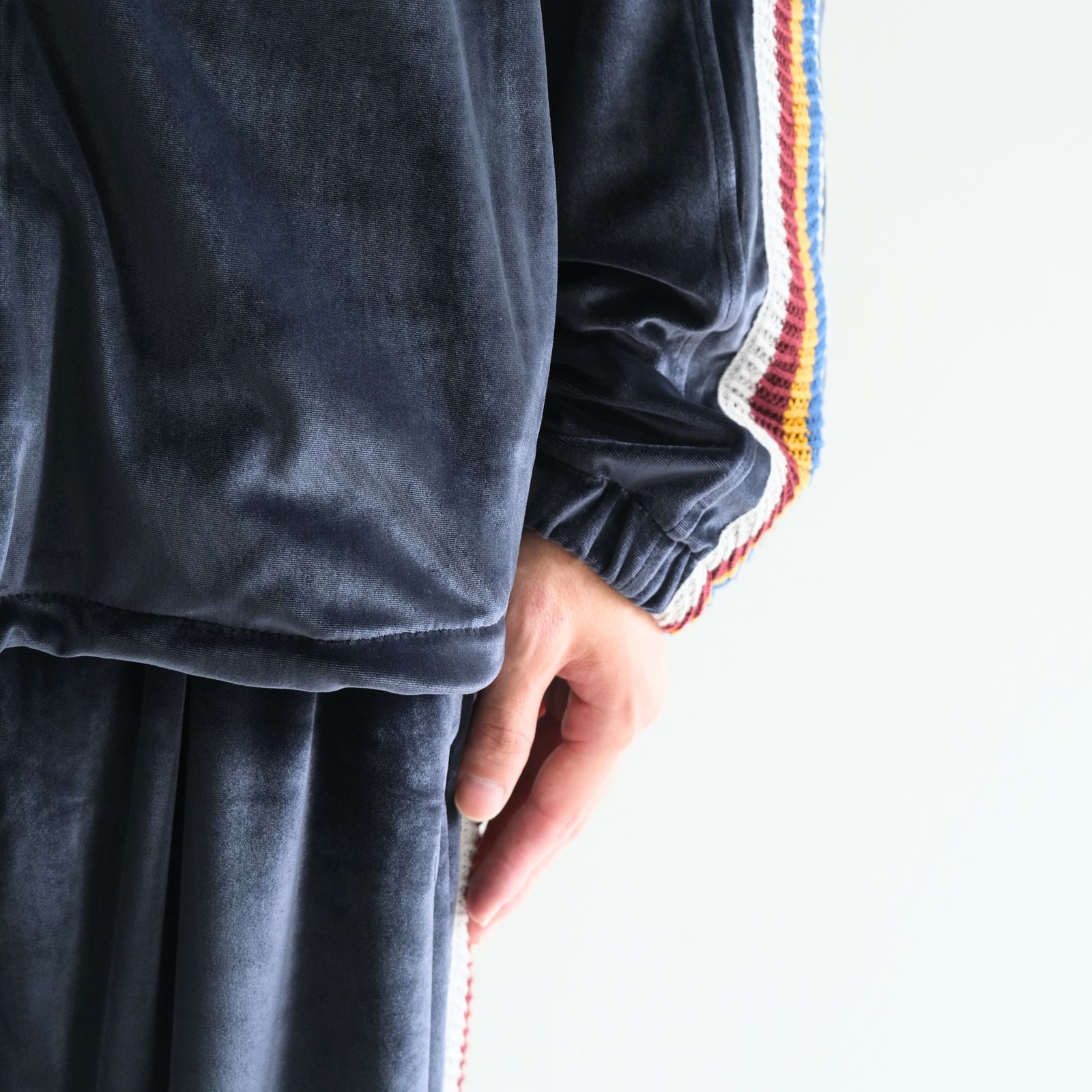 VELOUR TRACK JACKET（NAVY）