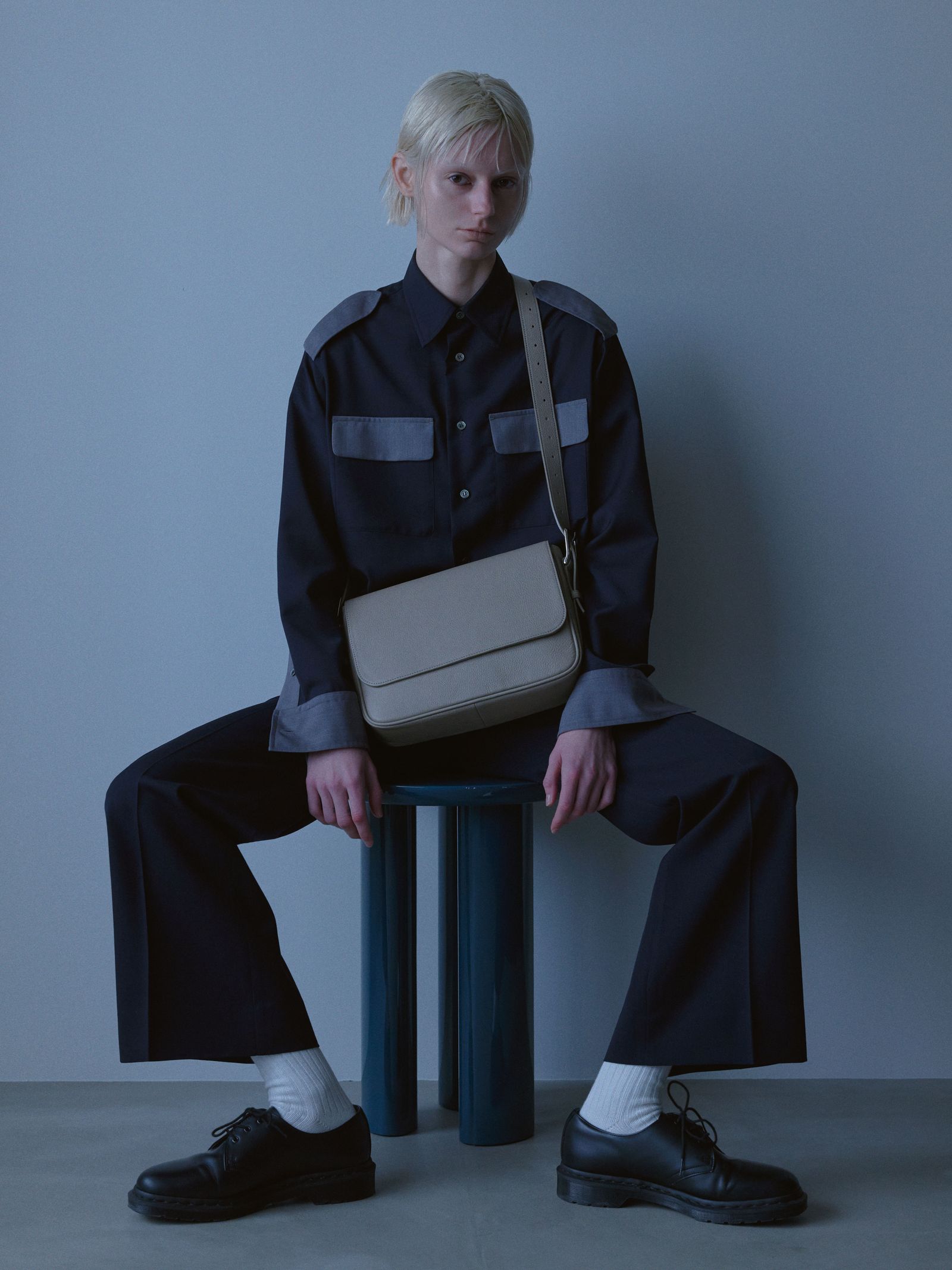 【入荷時期：2026年8-9月頃】Leather Shoulder Bag [Dumbo] / レザー ショルダー バッグ [ダンボ]（Gray）