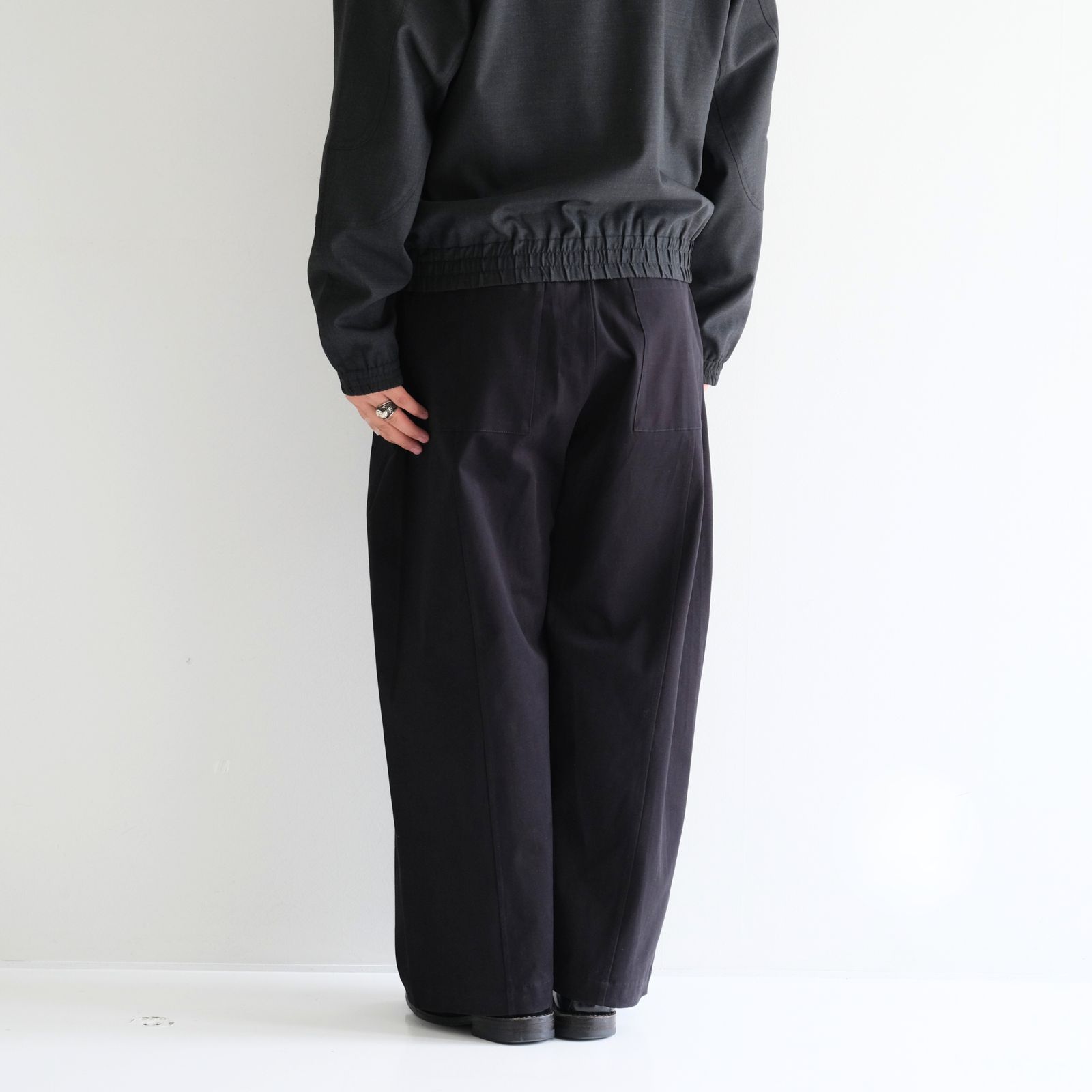 WELT TROUSER / ワイドストレート / ボトムス / BLACK