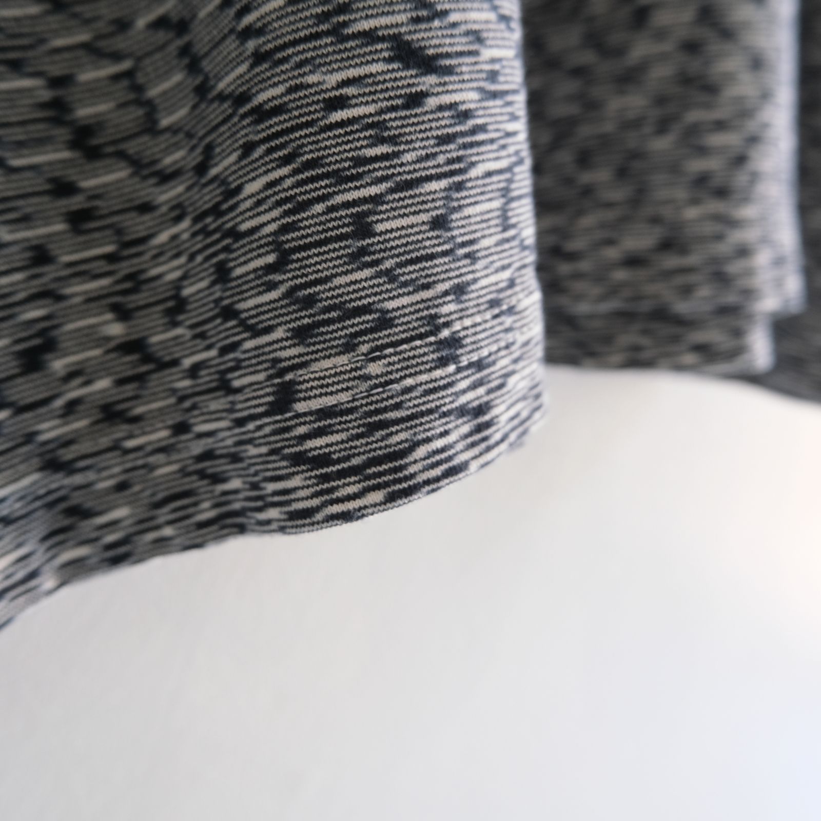 VORTEX FOOTBALL SHIRT fabric by SUN/kakke（BLACK OR WHITE）