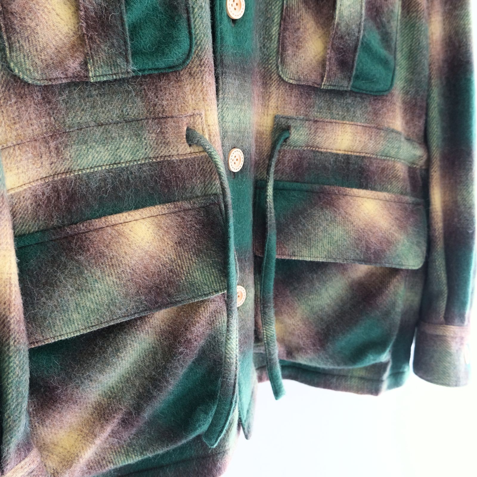 【残り1点】SHAGGY WOOL CHECK SAFARI JACKET（GREEN）
