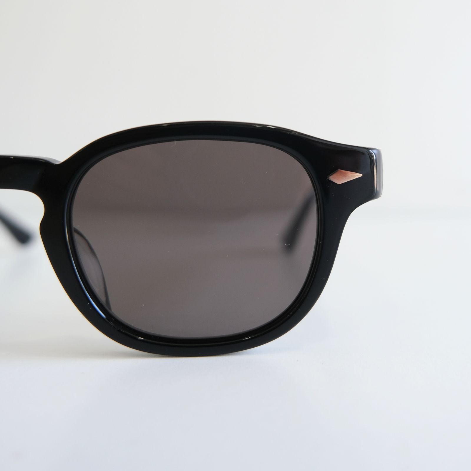 NOCHINO #H1（GROSS BLACK × BLACK POLARIZED LENS）